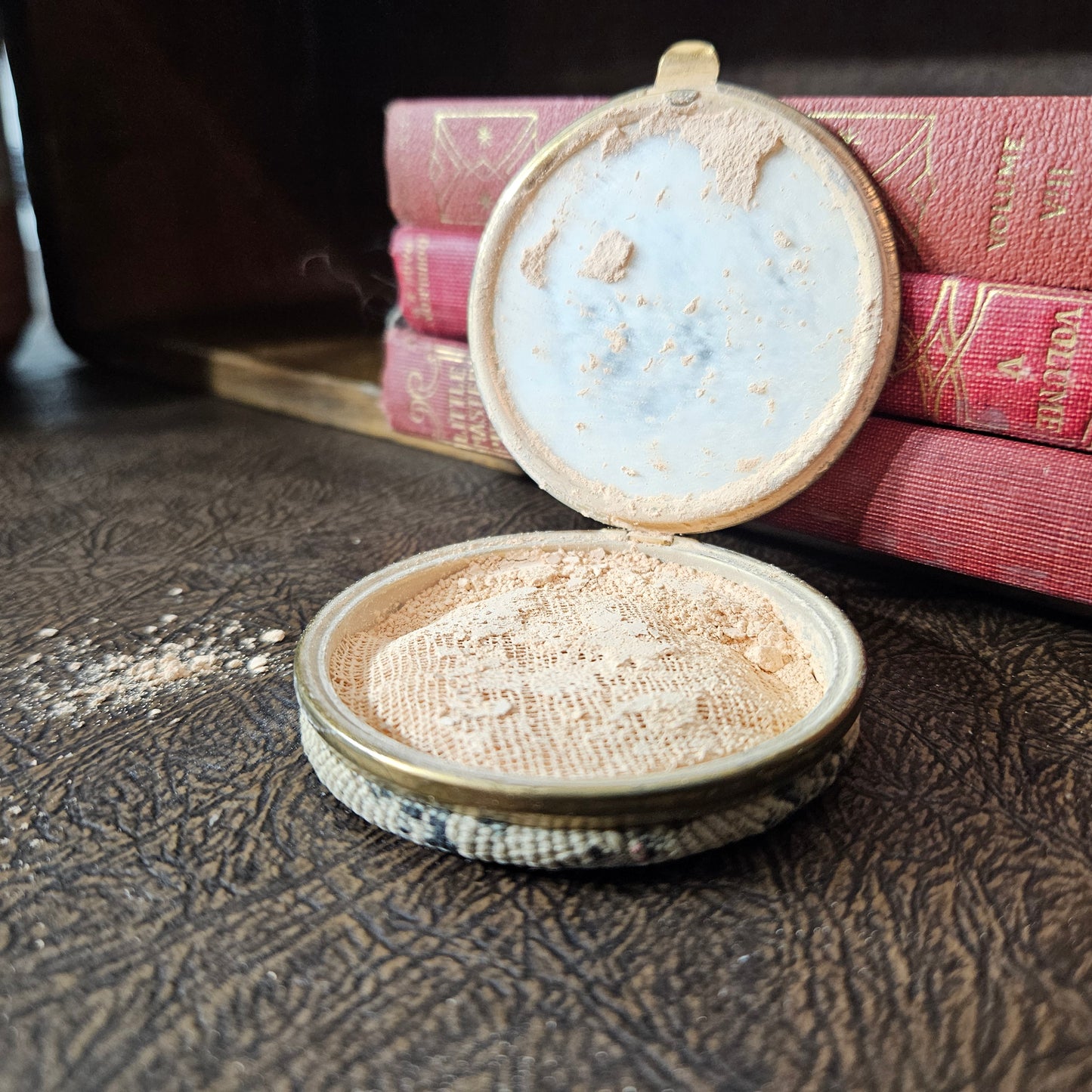 Vintage Floral Needlepoint Style Compact Powder Case Vanity Collectible