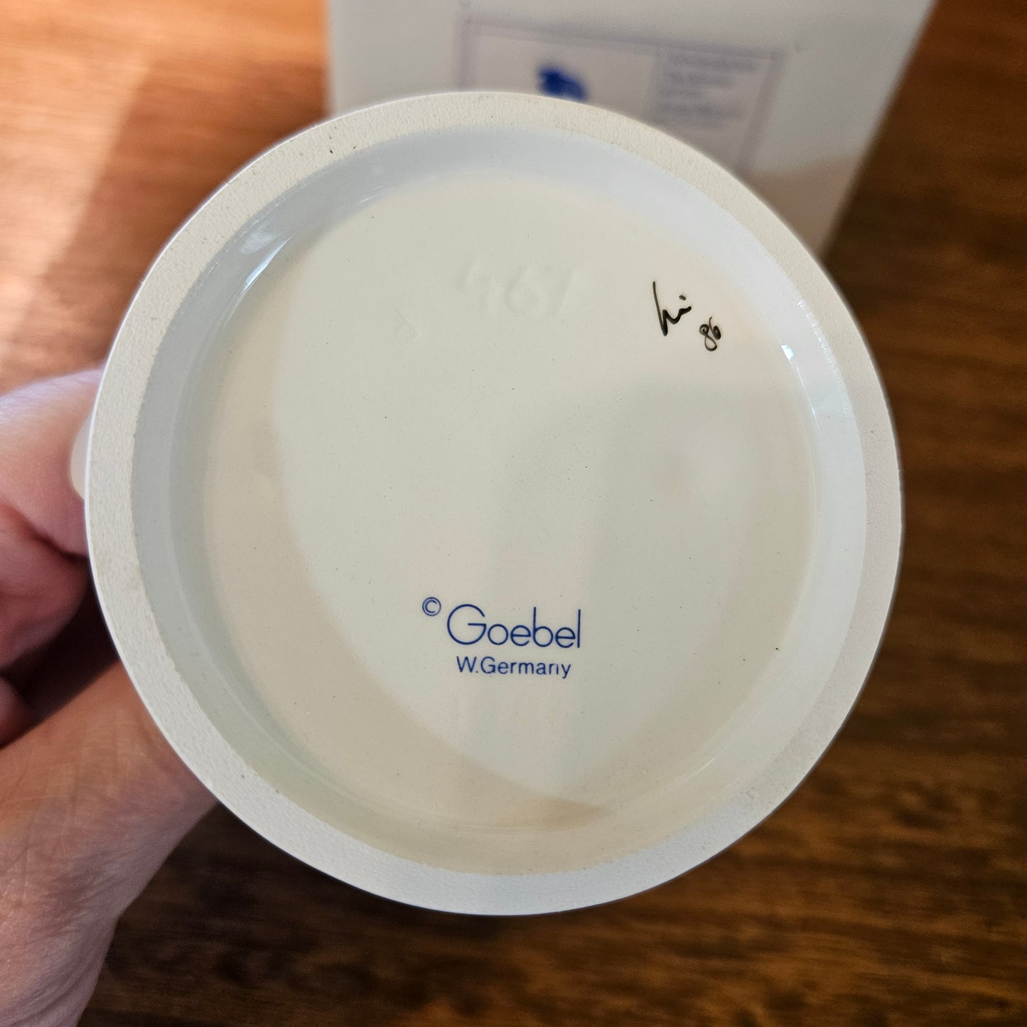 Goebel Hummel The Kindergartner HUM 467 with Box
