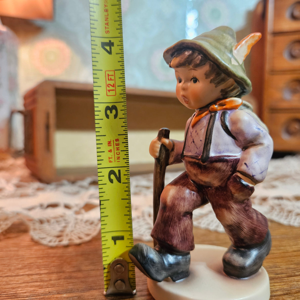 Goebel Hummel Grandpa's Boy Hum 562 First Issue 1991 with Box