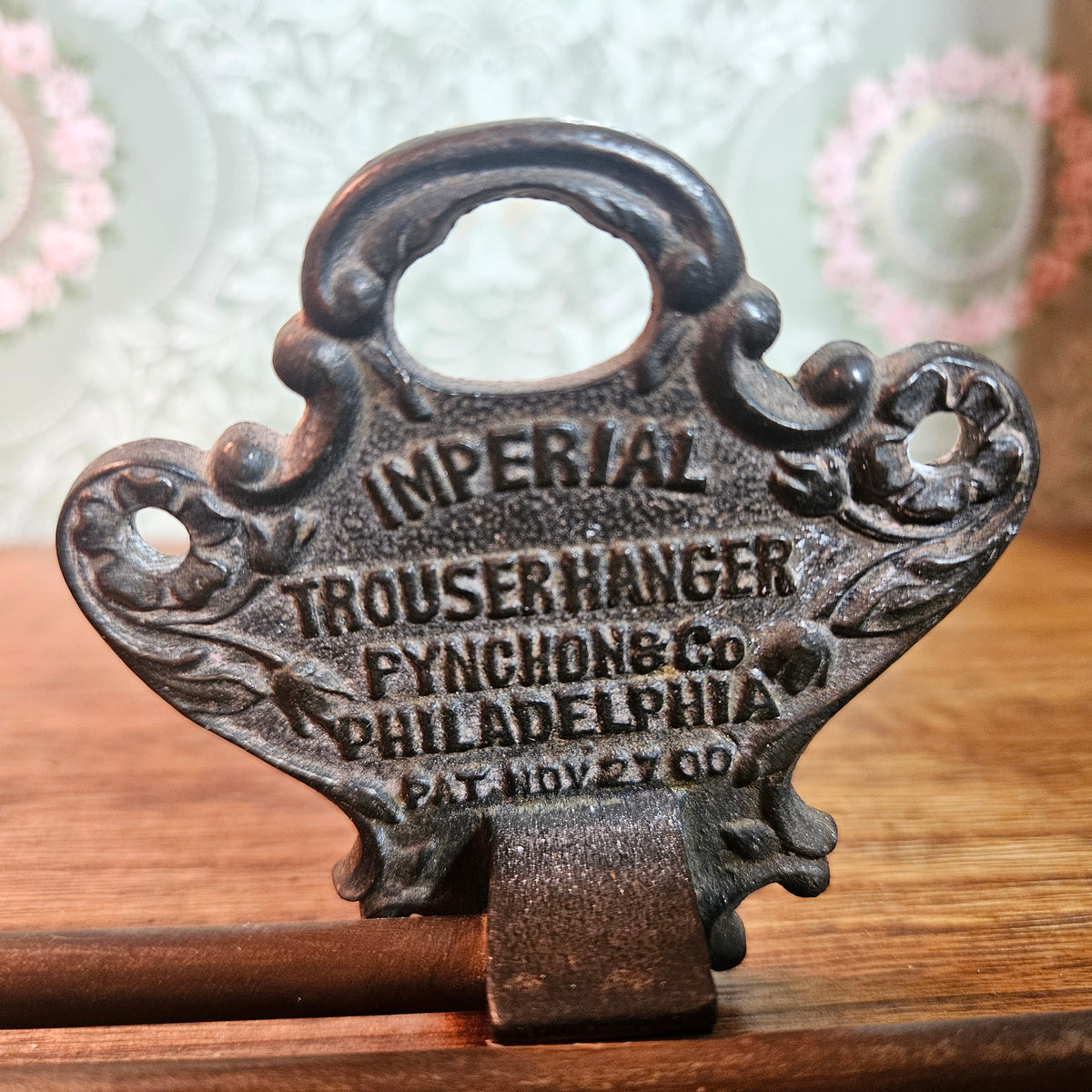 Imperial Trouser Hanger Pynchon & Co. 1900 Patent