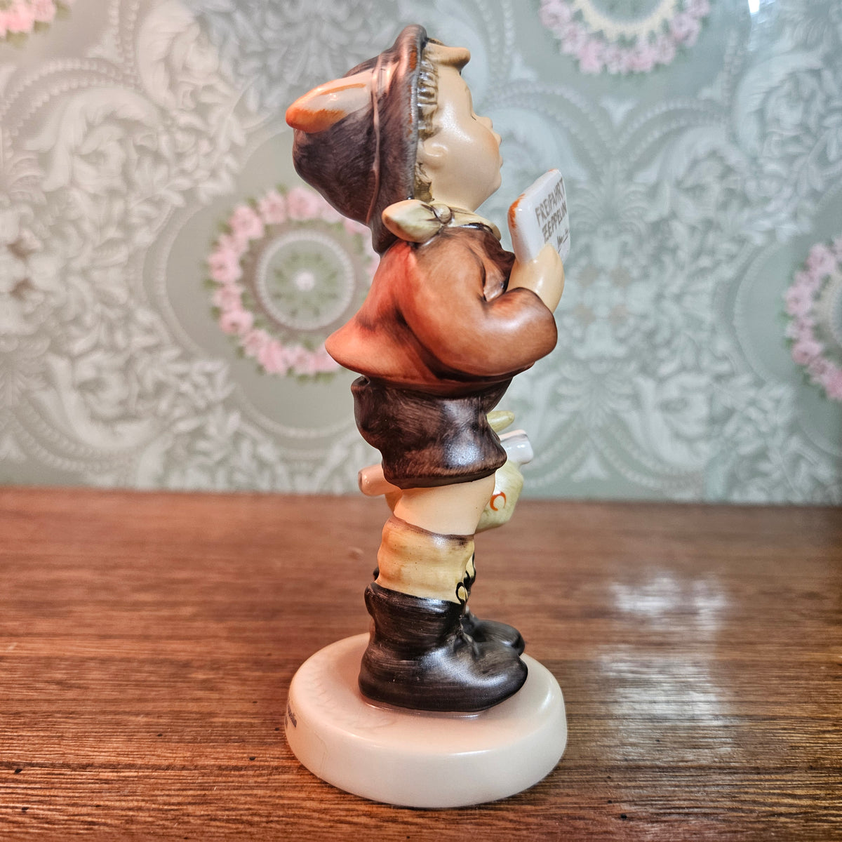 Hummel 569 A Free Flight Figurine with Box