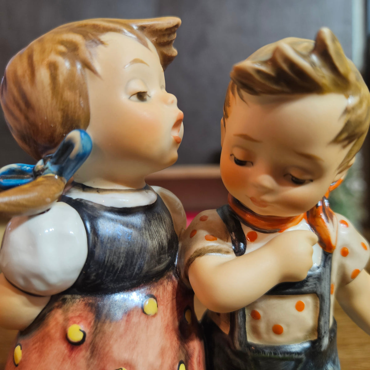 Goebel Hummel Bath Time #412 Figurine Boxed TMK-6