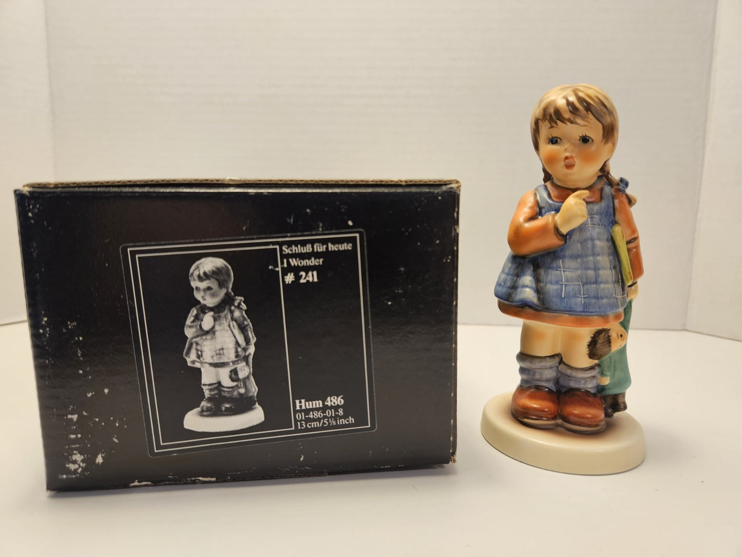 Hummel Exclusive Edition Figurine "I Wonder" in box