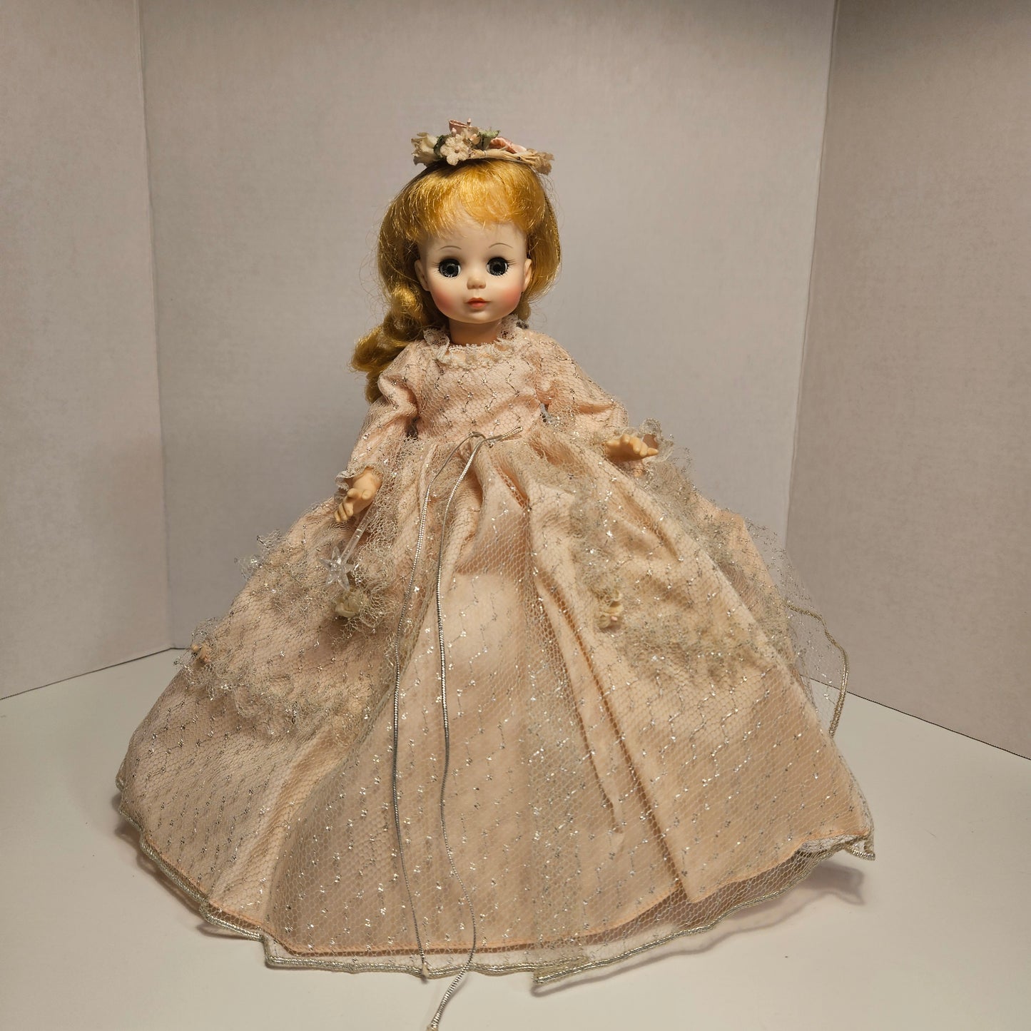 Madame Alexander Cinderella Doll 1546 Pink Gown