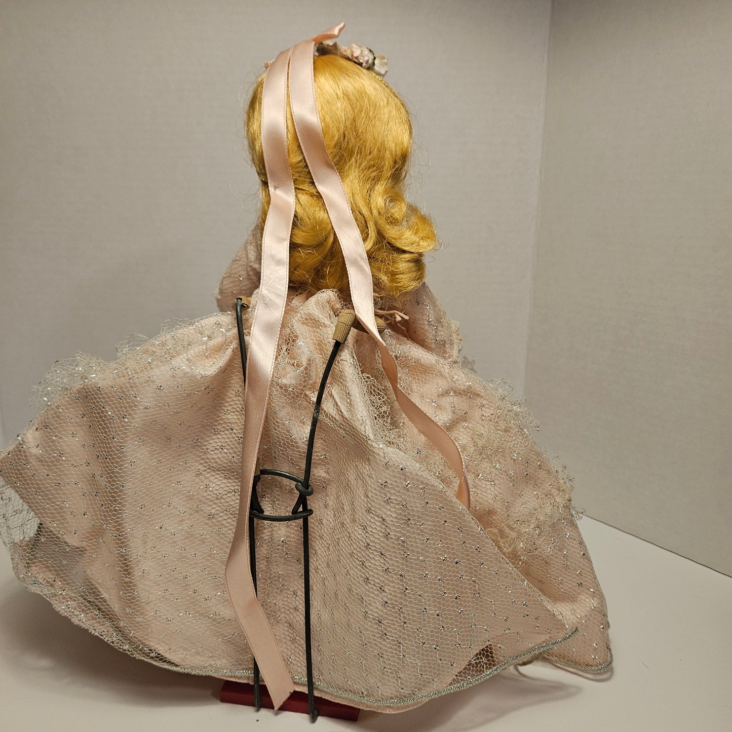 Madame Alexander Cinderella Doll 1546 Pink Gown