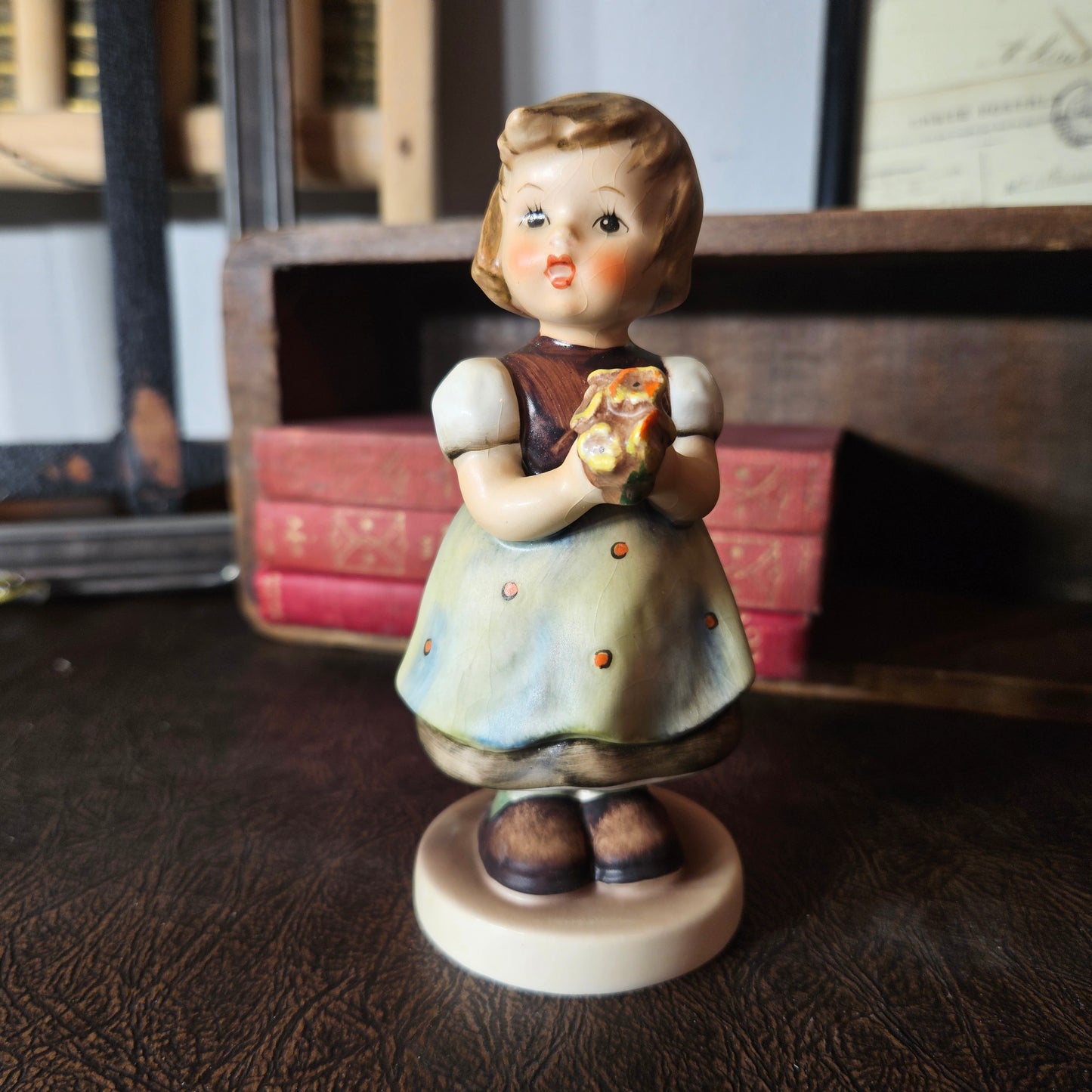 Vintage Goebel Hummel "For Mother" TMK5