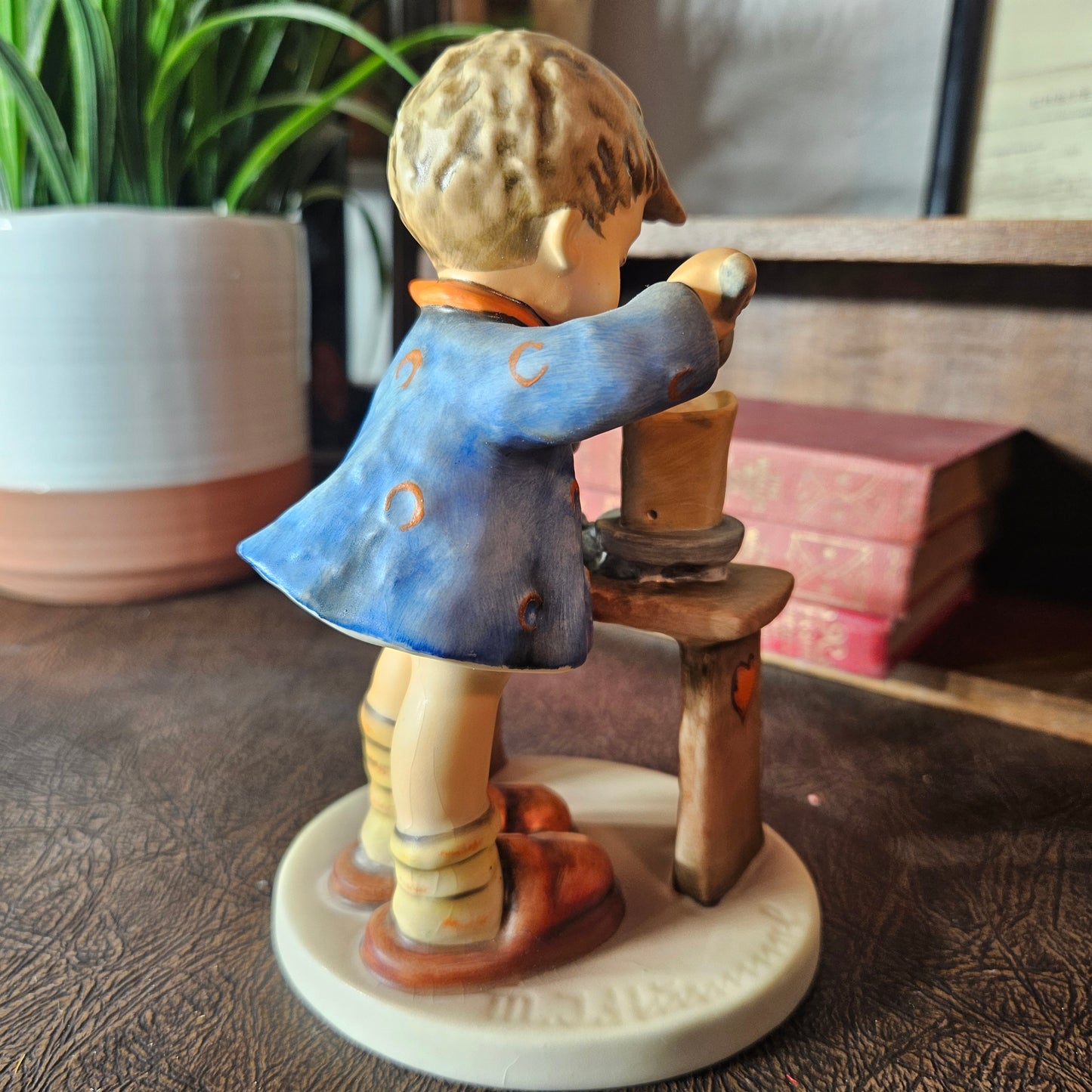 Goebel Hummel “A Fair Measure” Figurine 345 1972 W Germany
