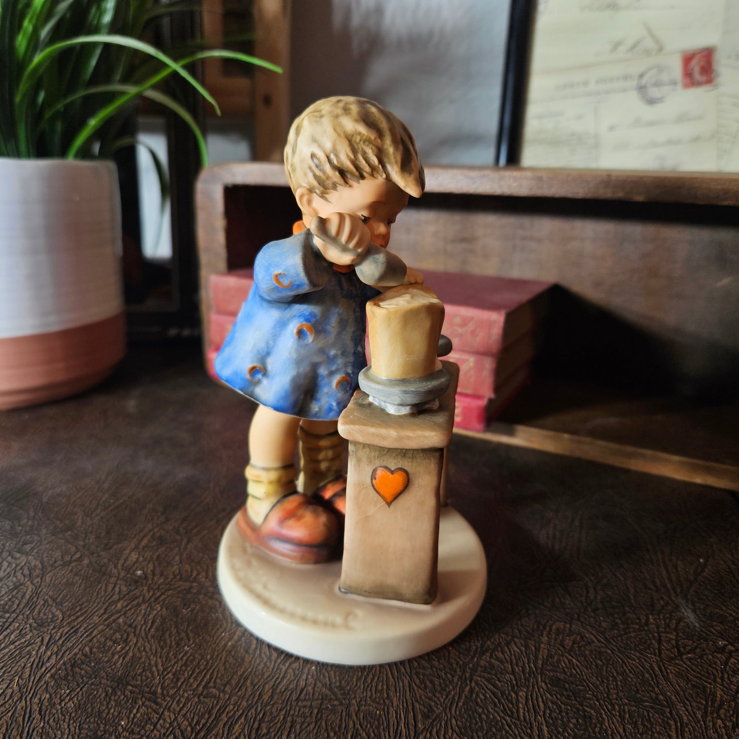 Goebel Hummel “A Fair Measure” Figurine 345 1972 W Germany