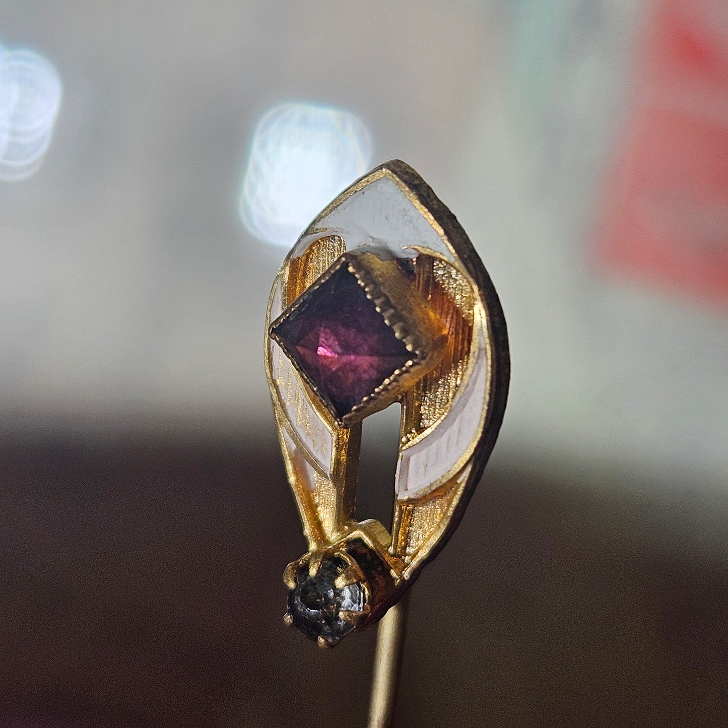 Vintage Art Deco Style Stick Pin Purple Stone Enamel Gold Tone