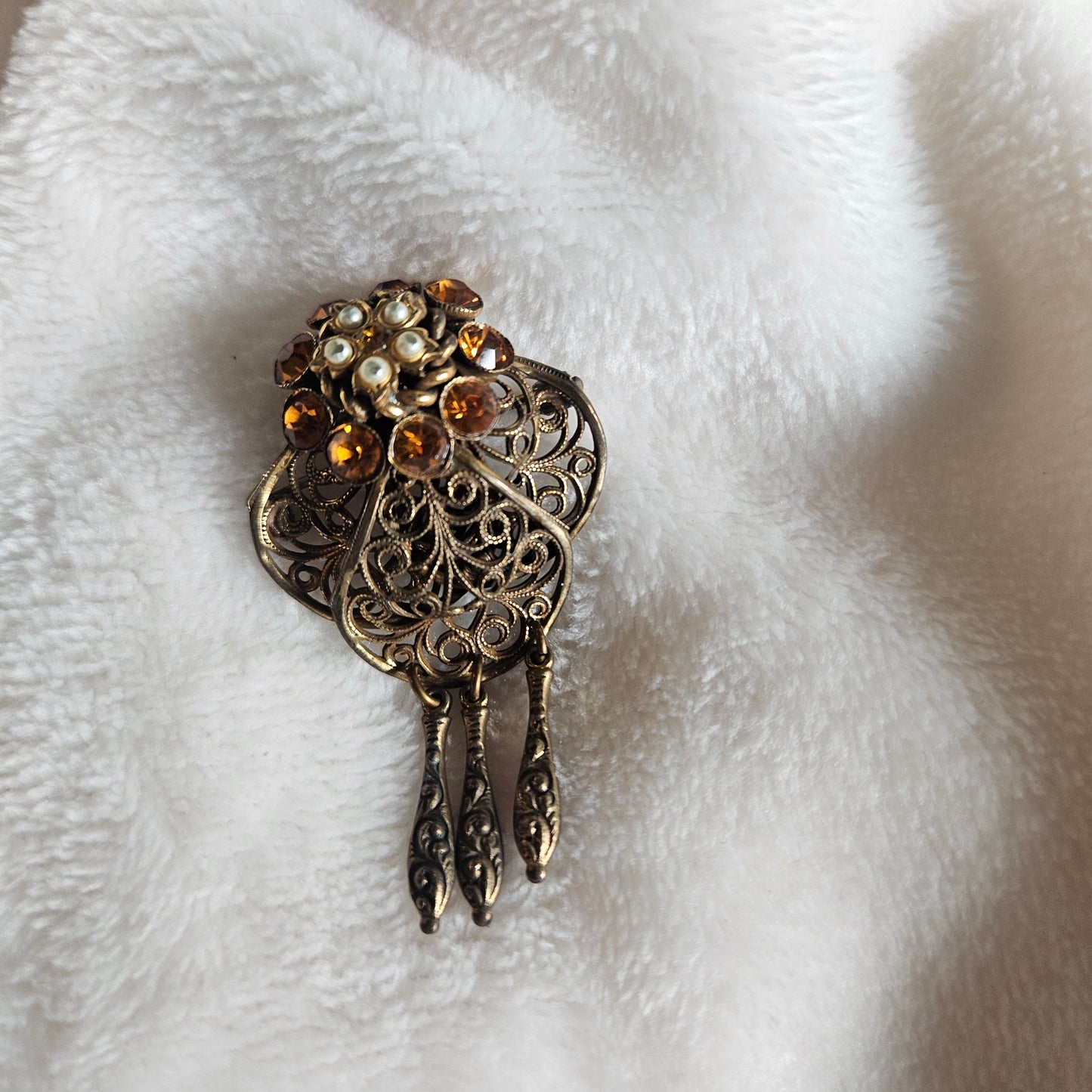 Vintage Gold Tone Filigree Brooch with Amber Rhinestones