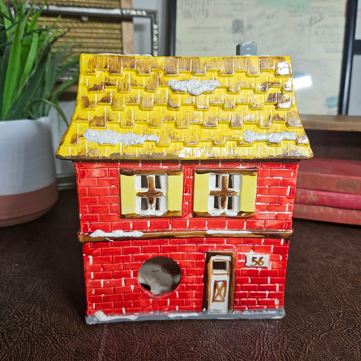 Dept 56 Snow Village Corner Store 1982 Porcelain House