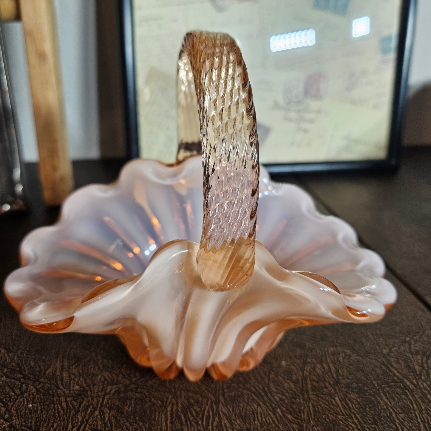 decorative pink glass candy dish
