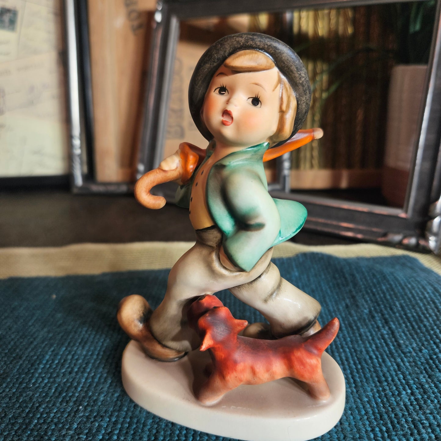 Vintage Goebel "Strolling Along" Figurine