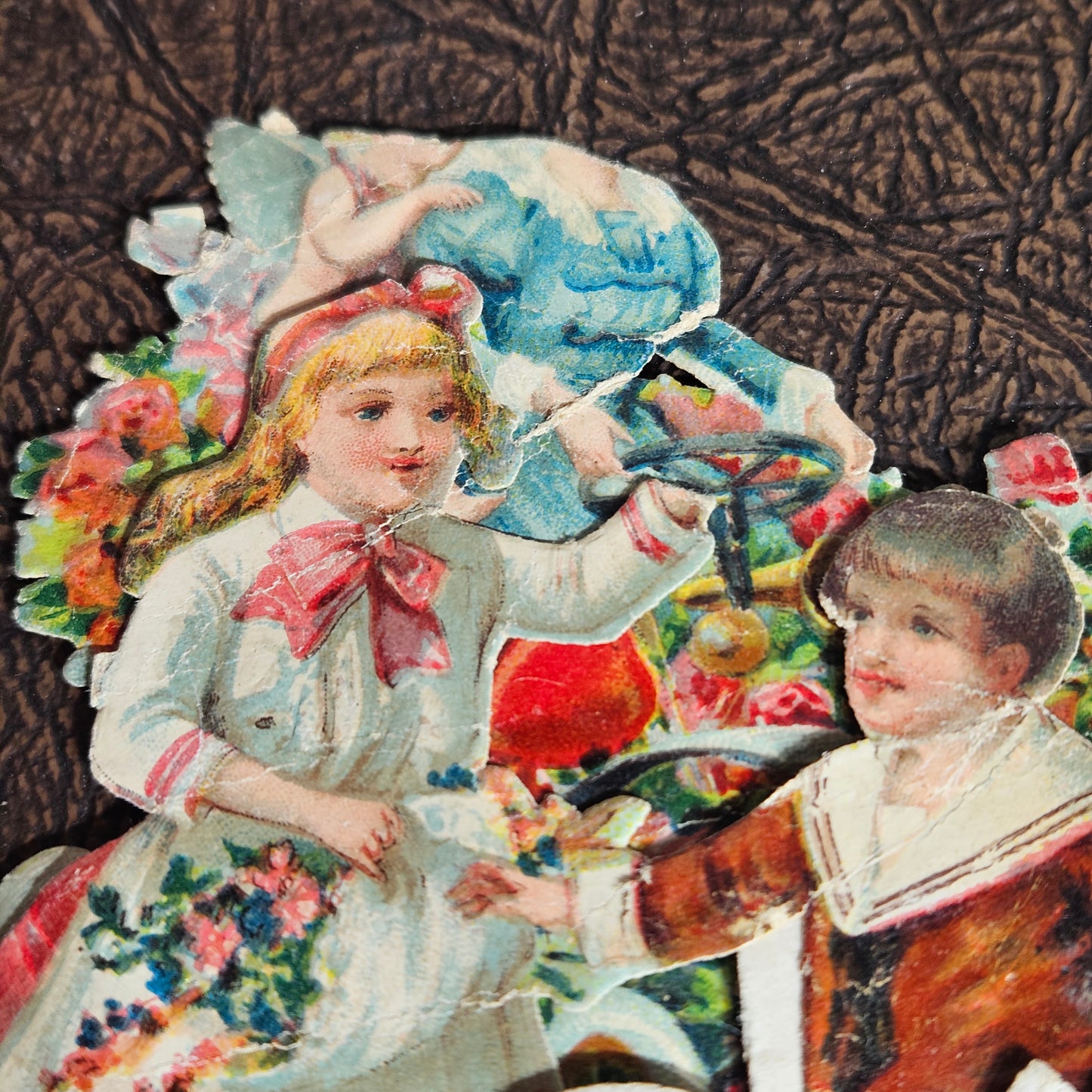 Antique Fold Out Valentine Card with Children and Flowers