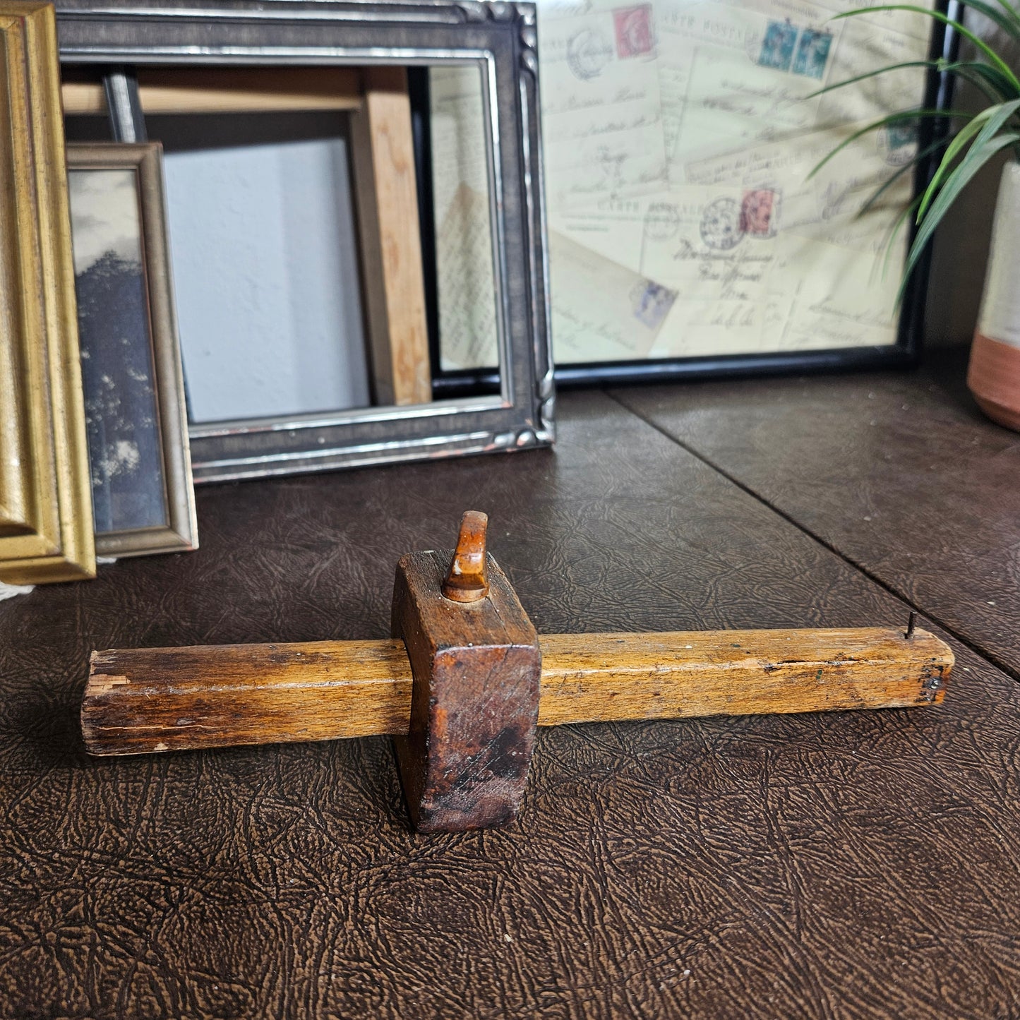 Antique Wooden Carpenter’s Marking Gauge