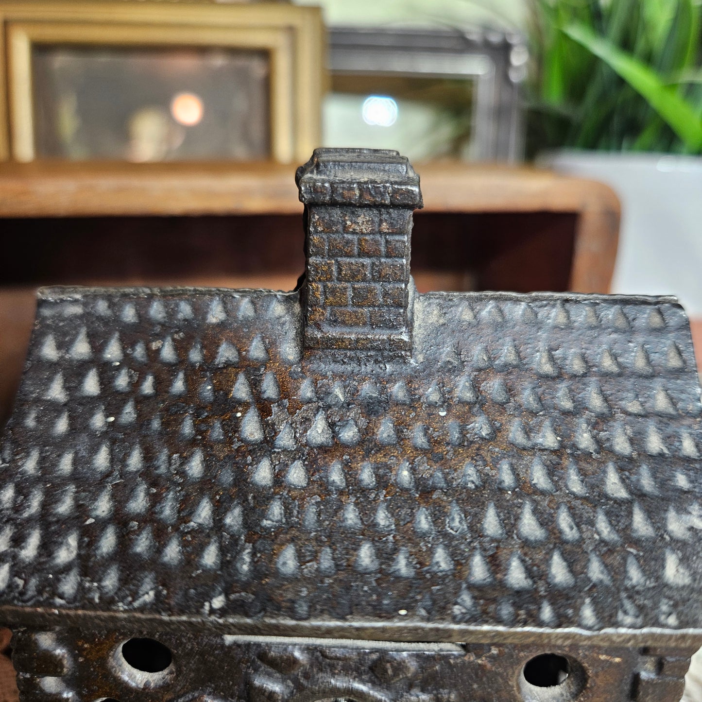 Vintage Cast Iron Cottage Coin Bank House