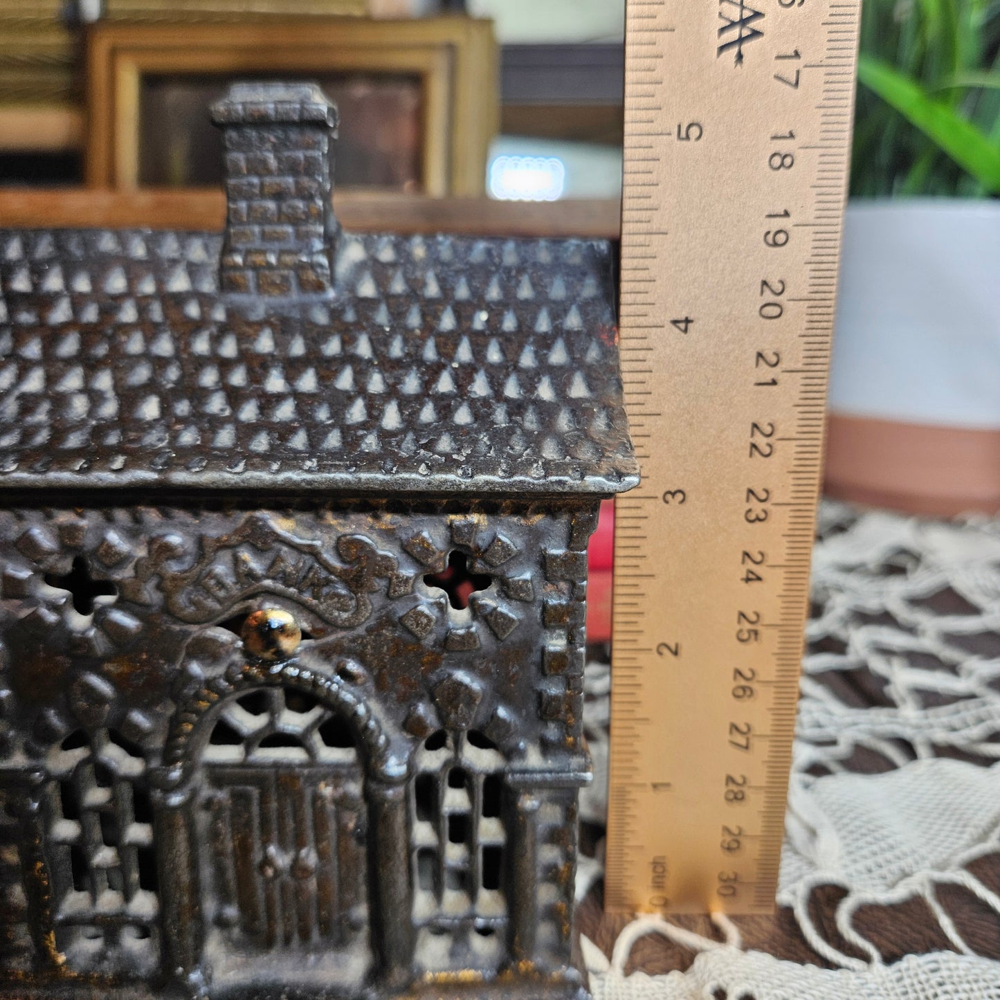 Vintage Cast Iron Cottage Coin Bank House
