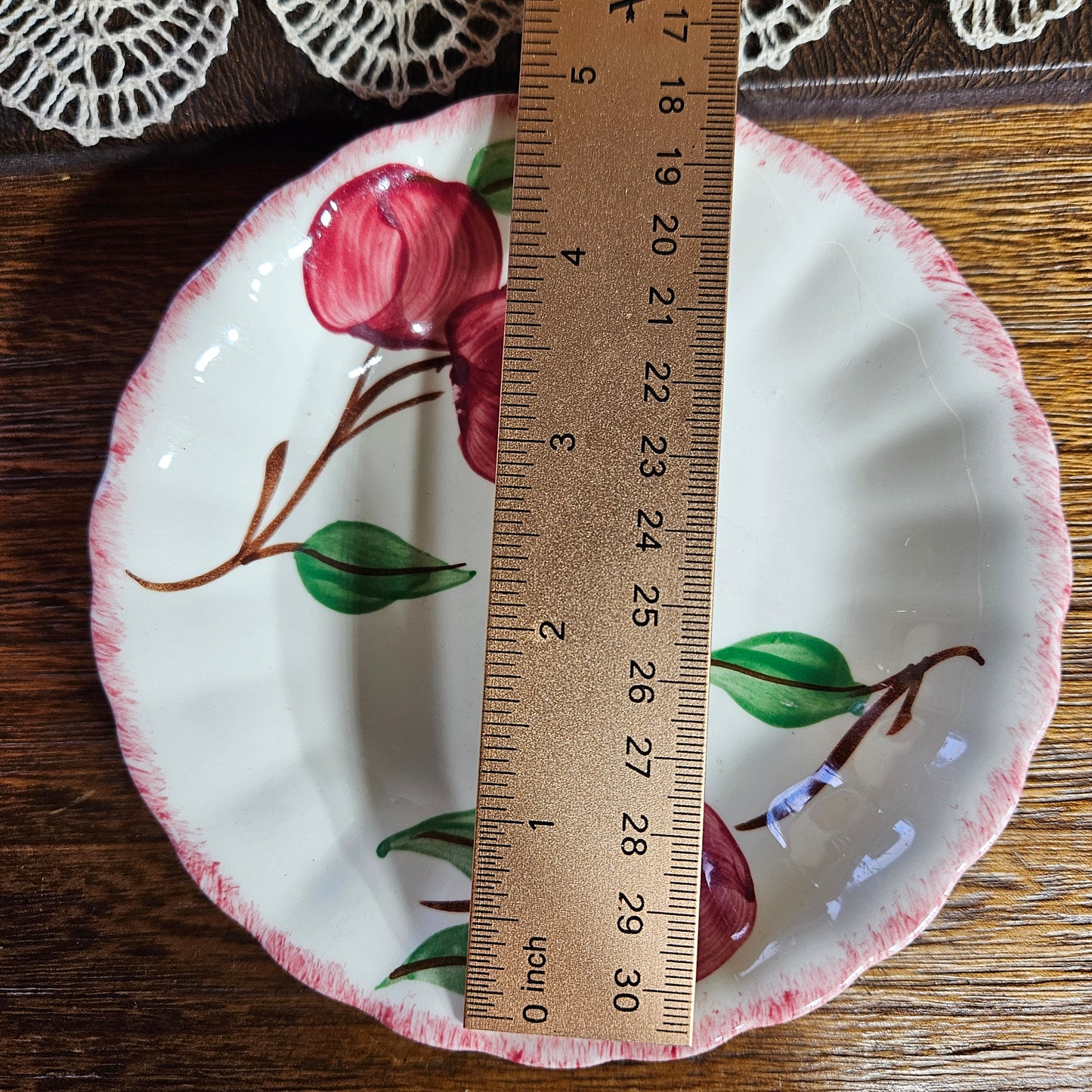 Vintage Apple Pattern Scalloped Ceramic Berry Bowl