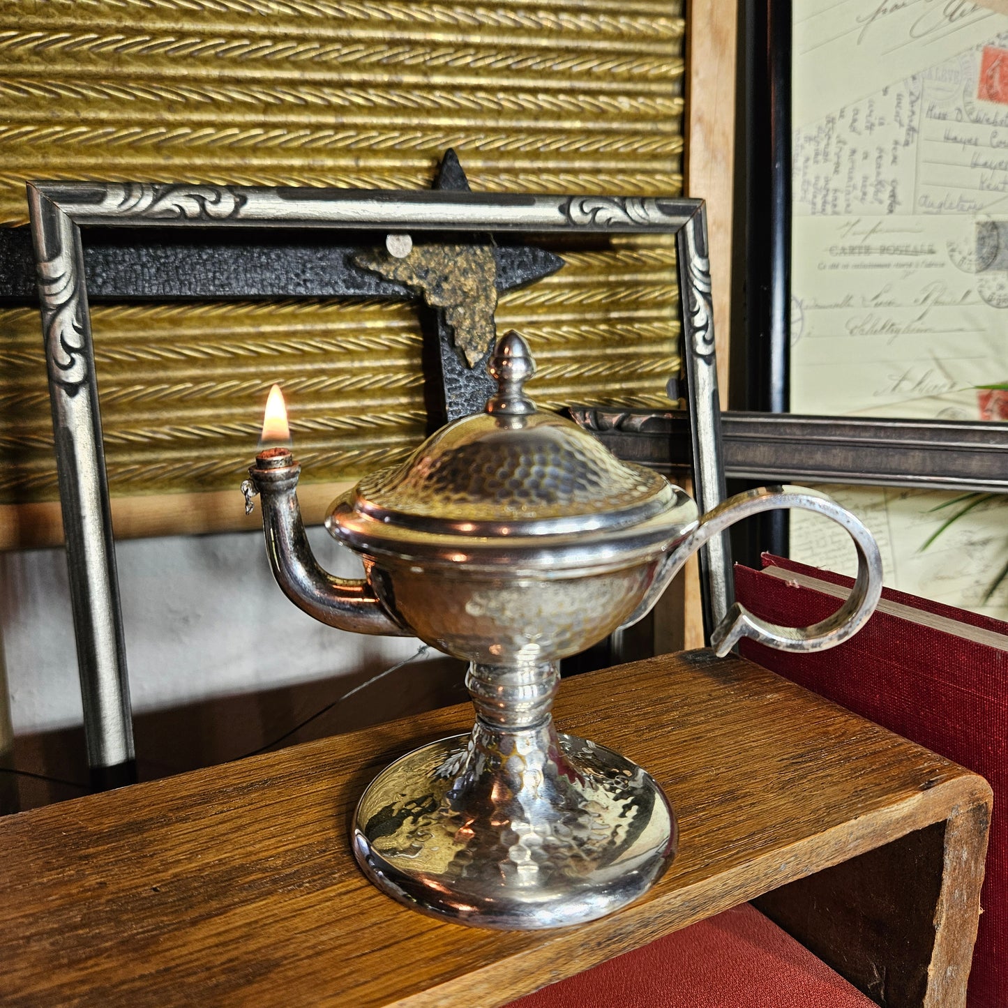 Hammered Silver Tone Genie Lamp Oil Burner
