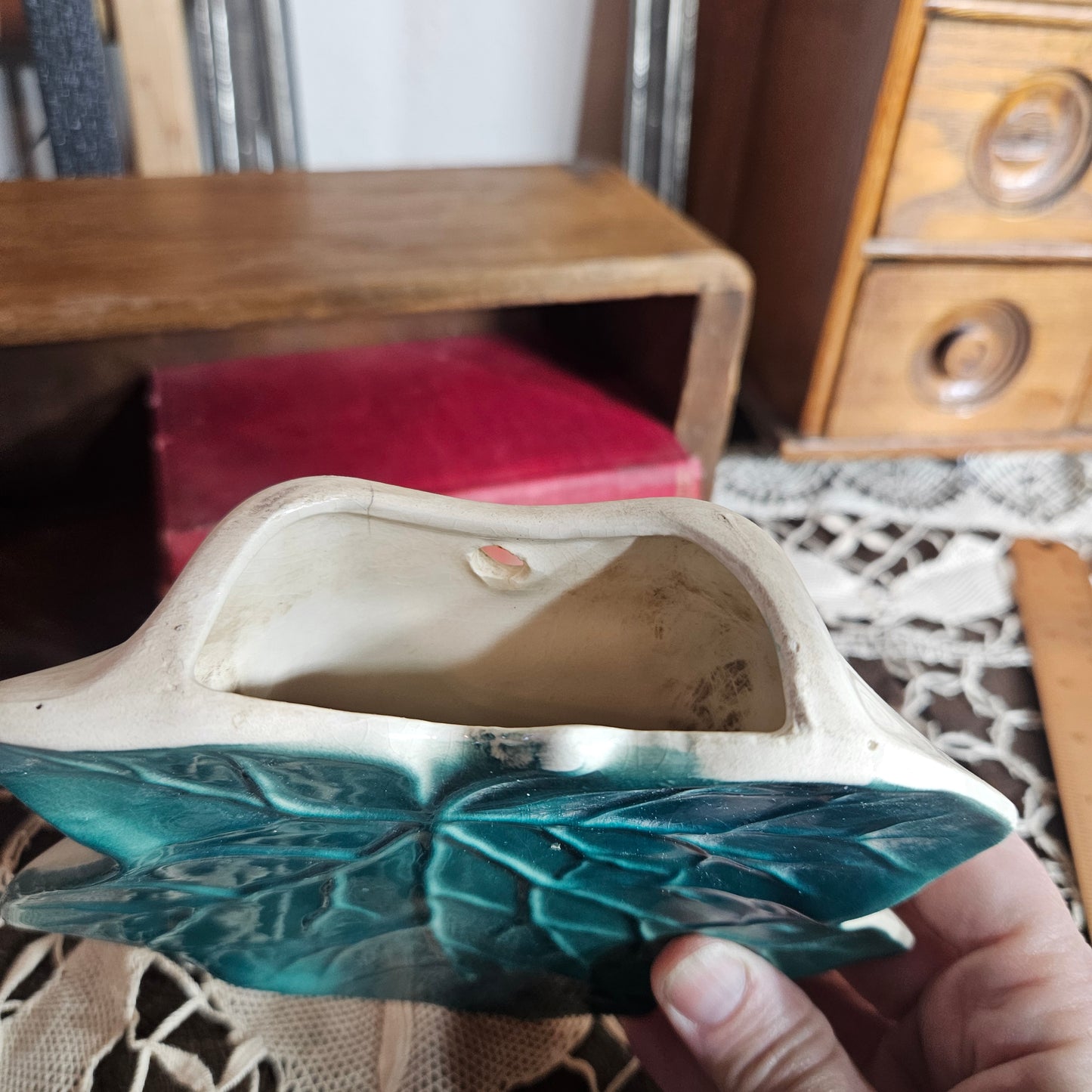 Green Ceramic Ivy Leaf Wall Pocket Planter