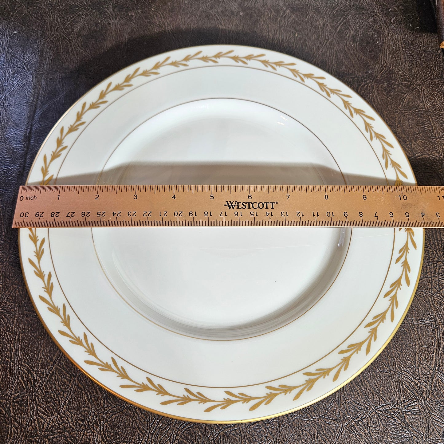 52-Piece Franciscan Beverly China Set with Gold Laurel Trim