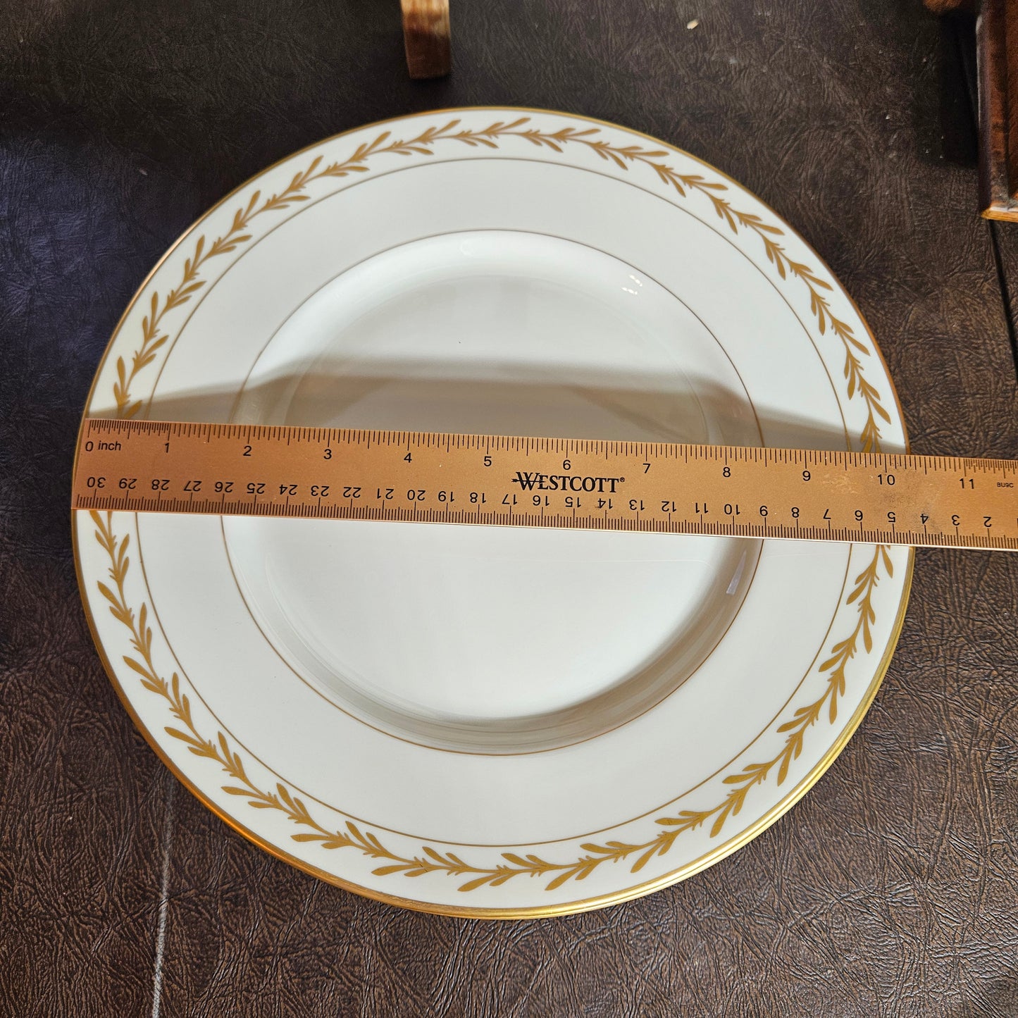 52-Piece Franciscan Beverly China Set with Gold Laurel Trim