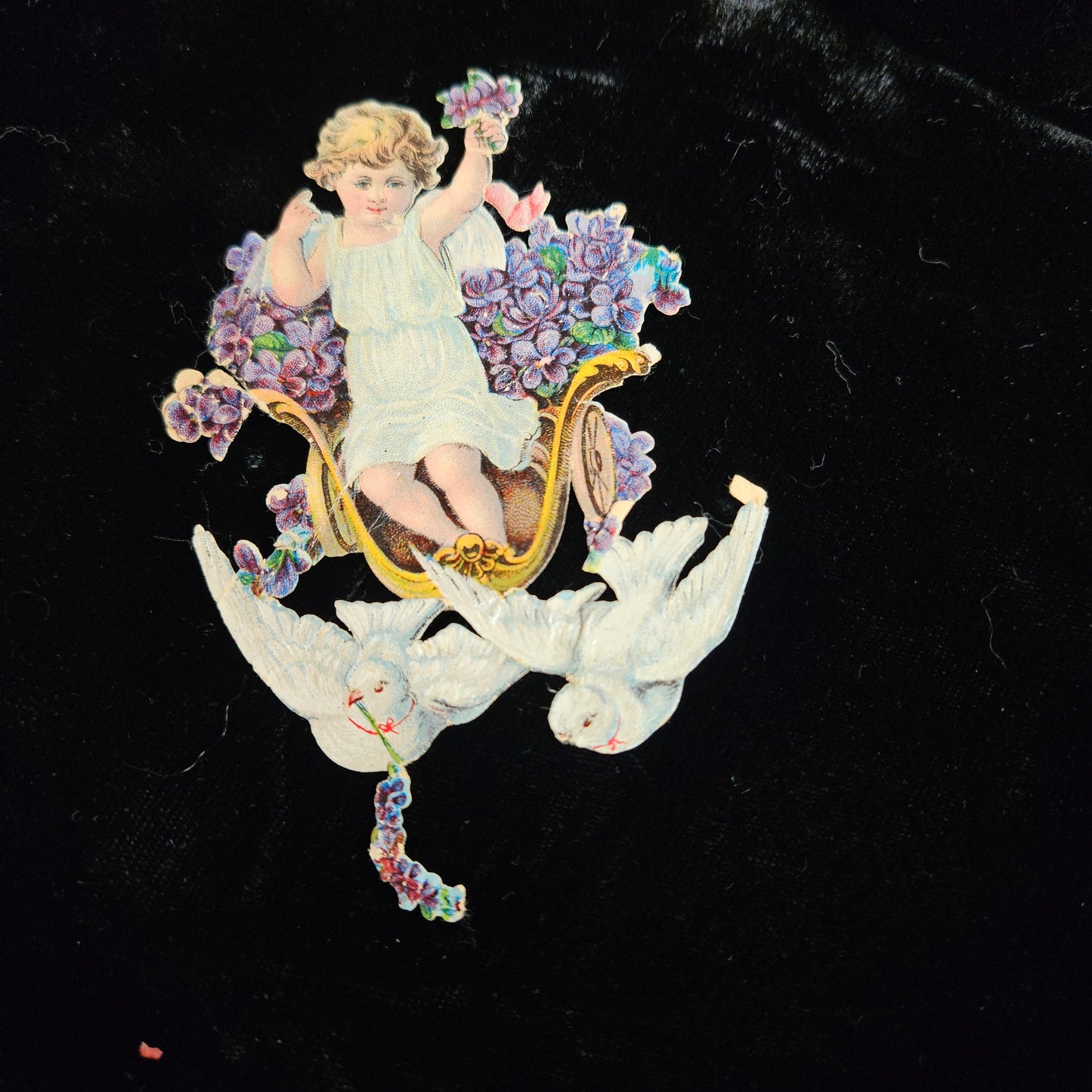 Victorian Cherub Carriage Die Cut Scrap