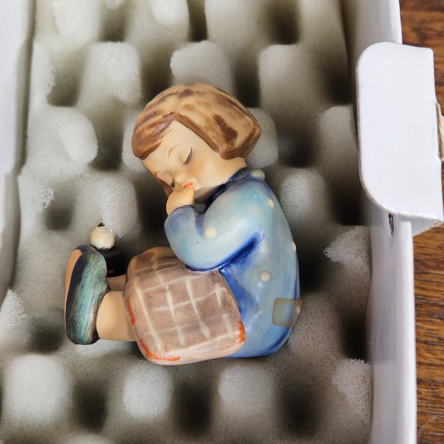 Vintage Hummel Nickerchen A Nap Hum 534 Boxed Figurine