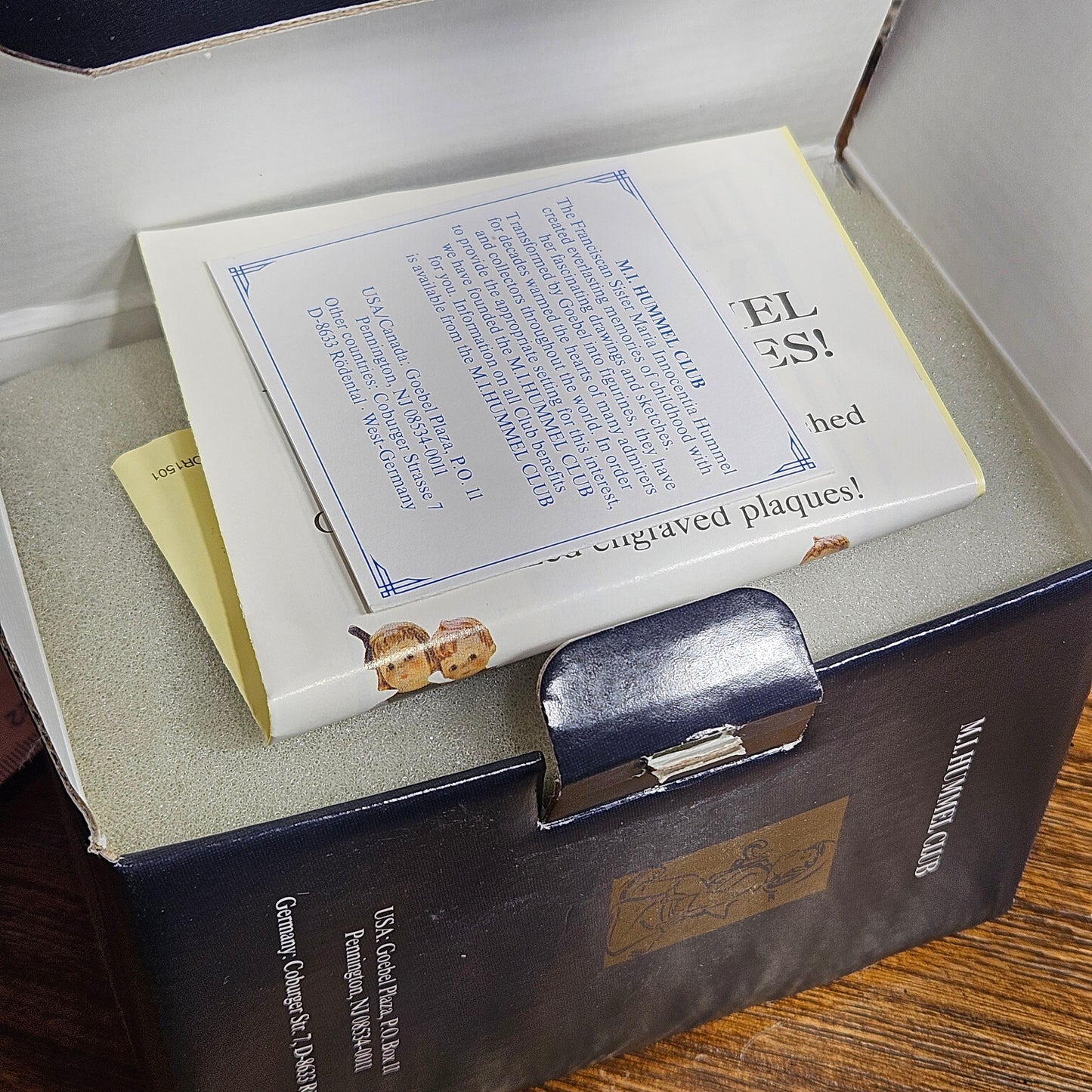 Hummel Cheeky Fellow Hum 554 Club Exclusive Boxed