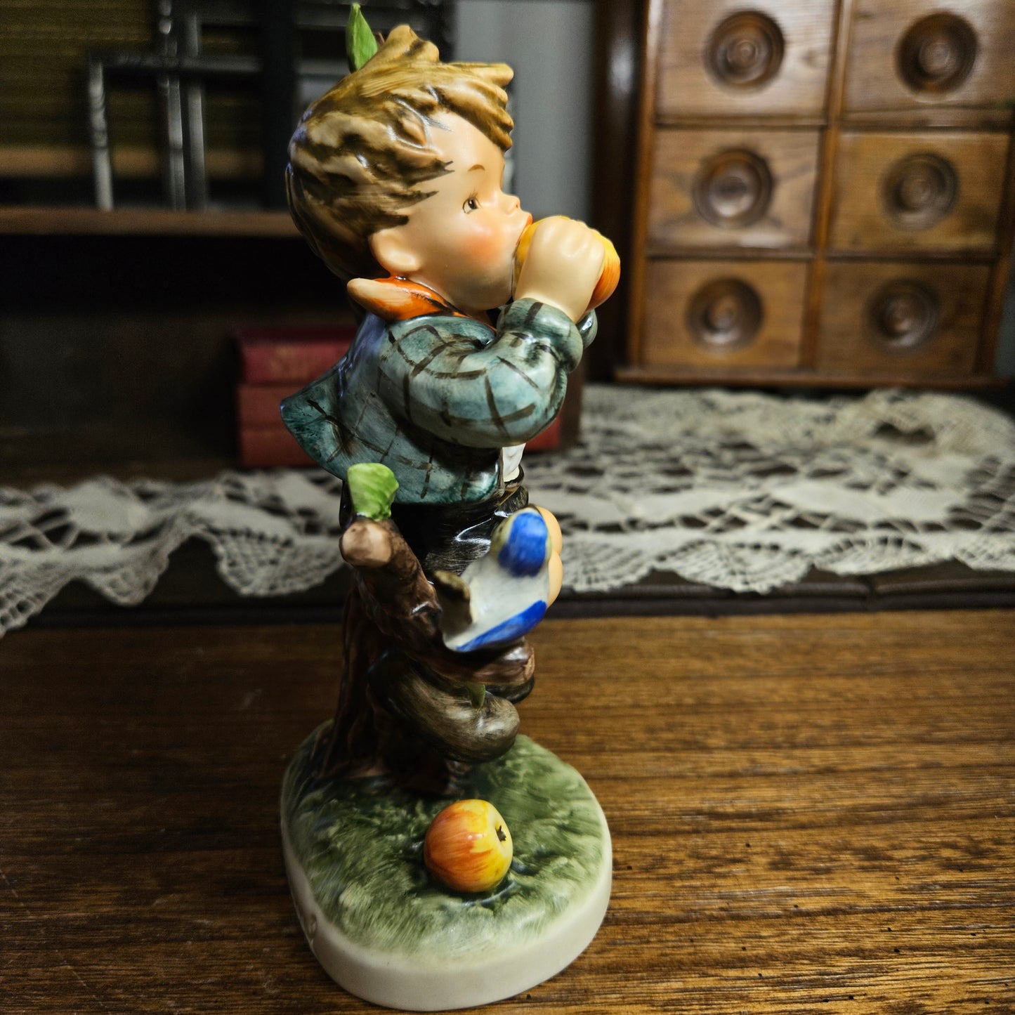 Large Hummel An Apple a Day Hum 403 Boxed Figurine