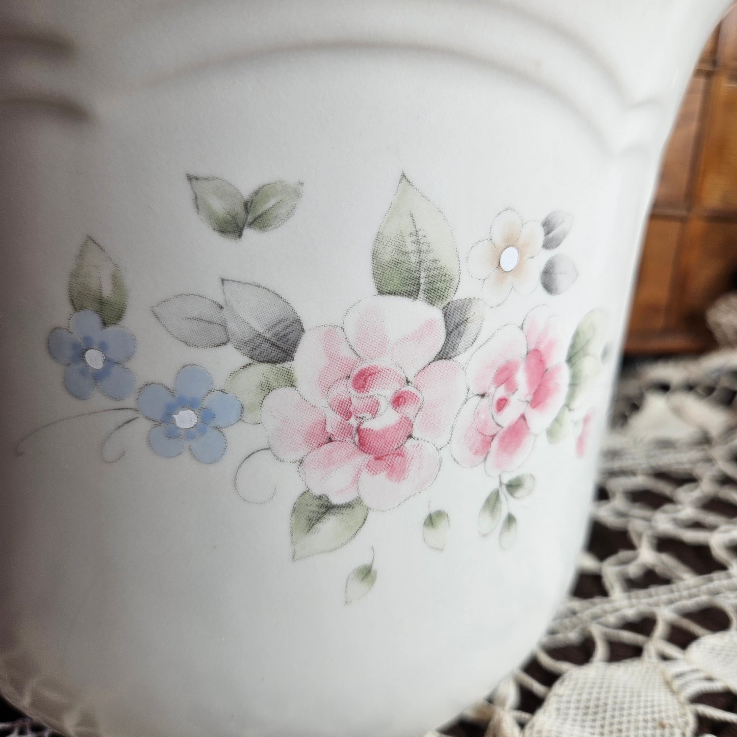 Vintage Pfaltzgraff Floral Ceramic Planter
