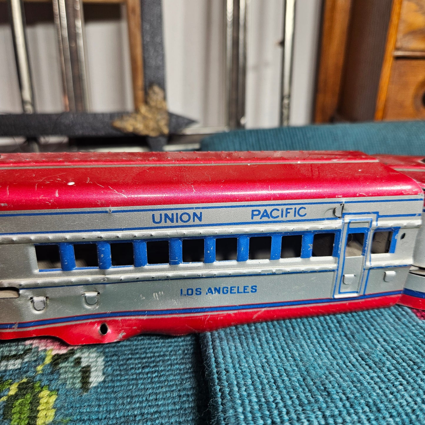 Vintage Union Pacific Tin Streamliner Train Set
