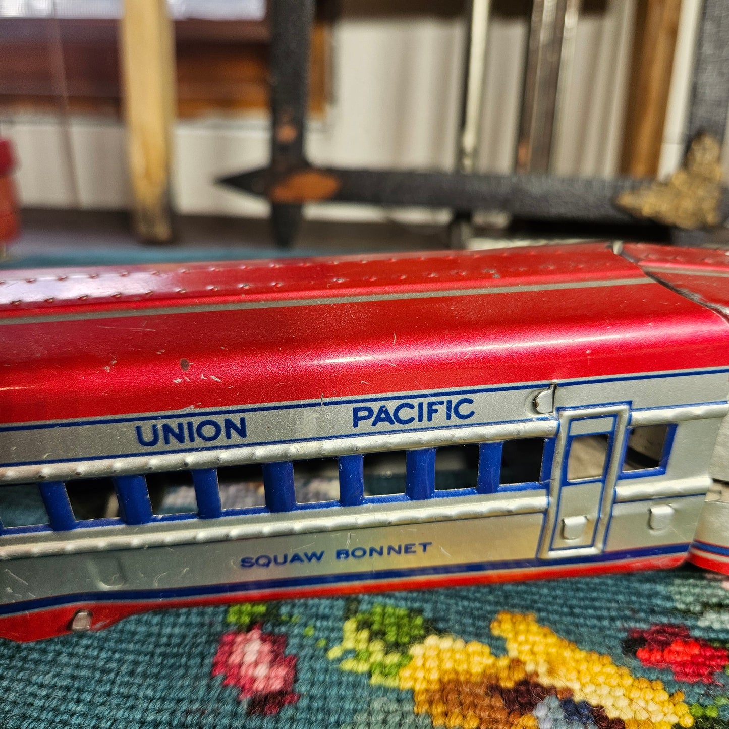 Vintage Union Pacific Tin Streamliner Train Set