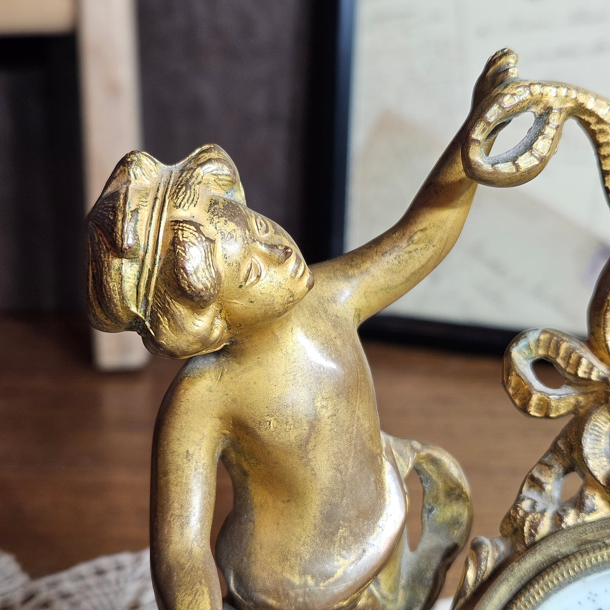 New Haven Cherub Figural Mantel Clock