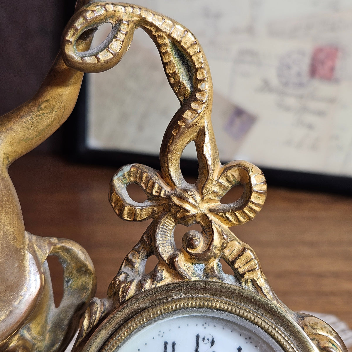 New Haven Cherub Figural Mantel Clock