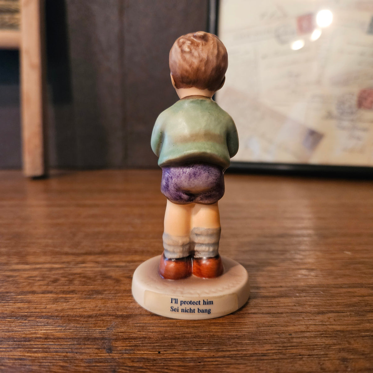 Goebel Hummel "I'll Protect Him" #483 Figurine with Original Box (1987)