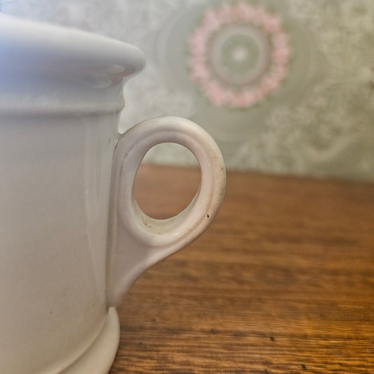 Knowles, Taylor & Knowles Semi-Vitreous Covered Condiment Server