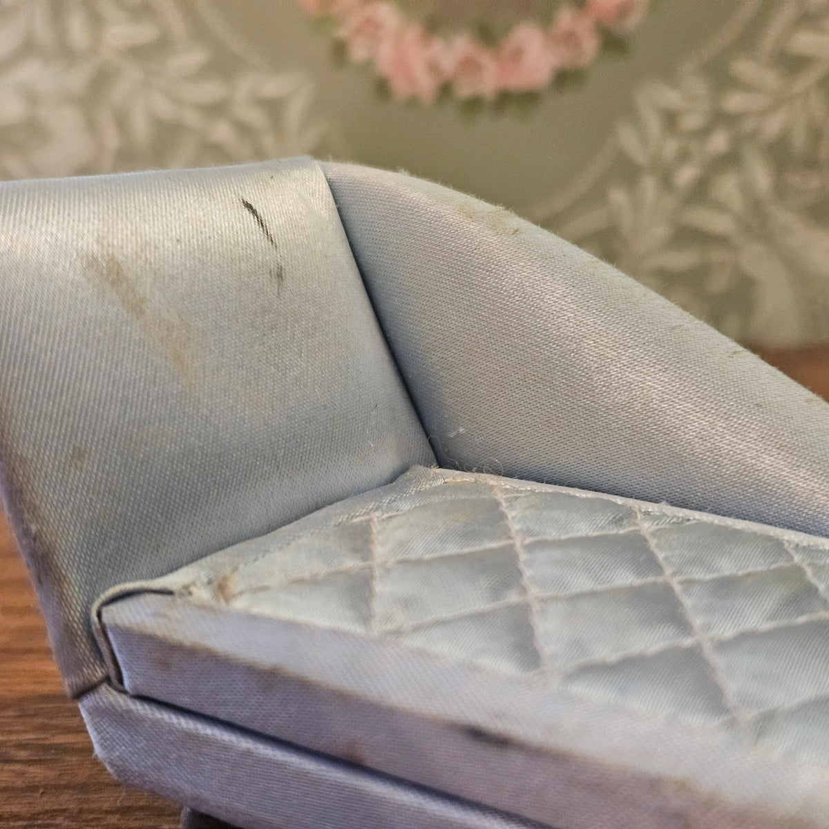 Blue Chaise Dollhouse Lounge