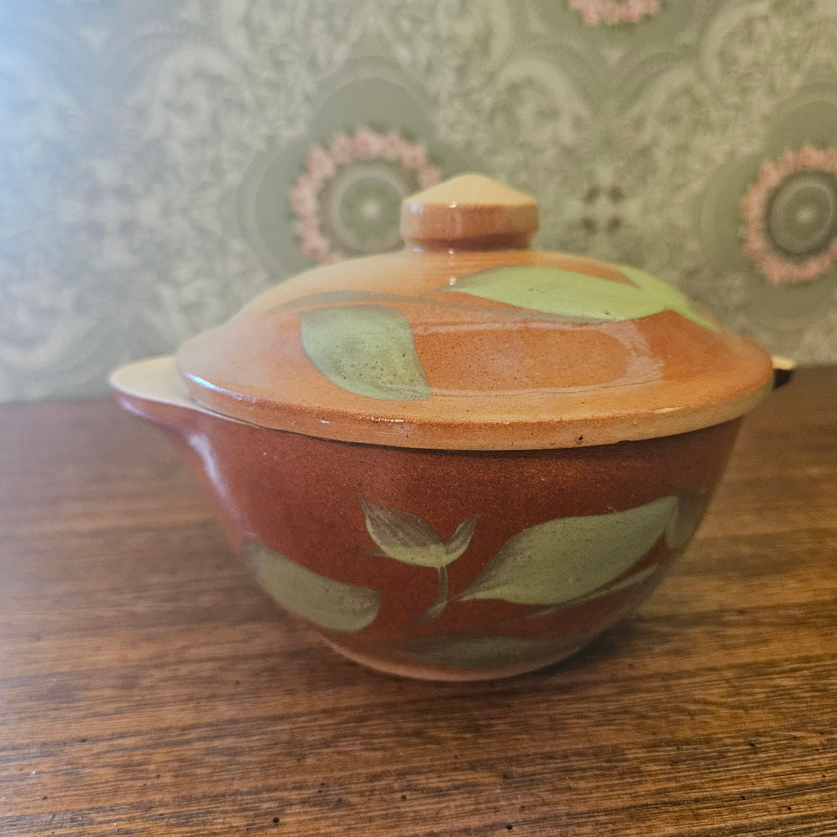 J&G Meakin Leaf Pattern Covered Casserole