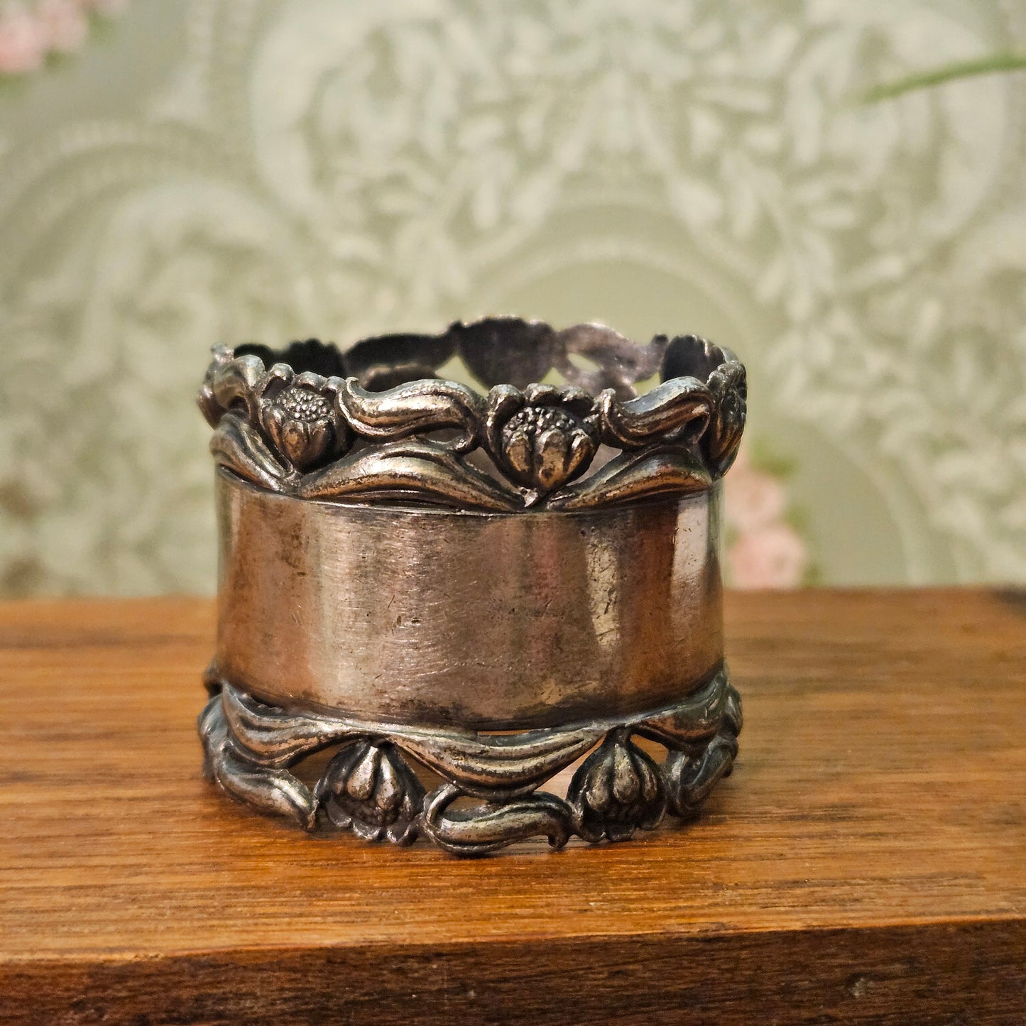 Openwork Floral Silver-Tone Napkin Ring