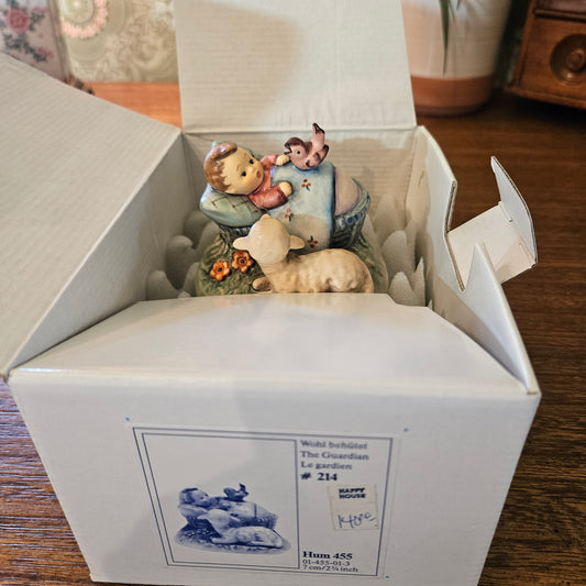Goebel Hummel The Guardian HUM 455 with Original Box
