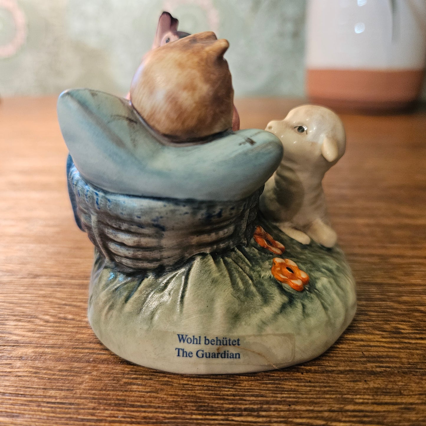 Goebel Hummel The Guardian HUM 455 with Original Box