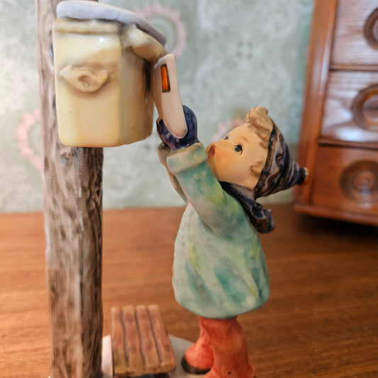 Goebel Hummel Letter to Santa HUM 340 Large Figurine