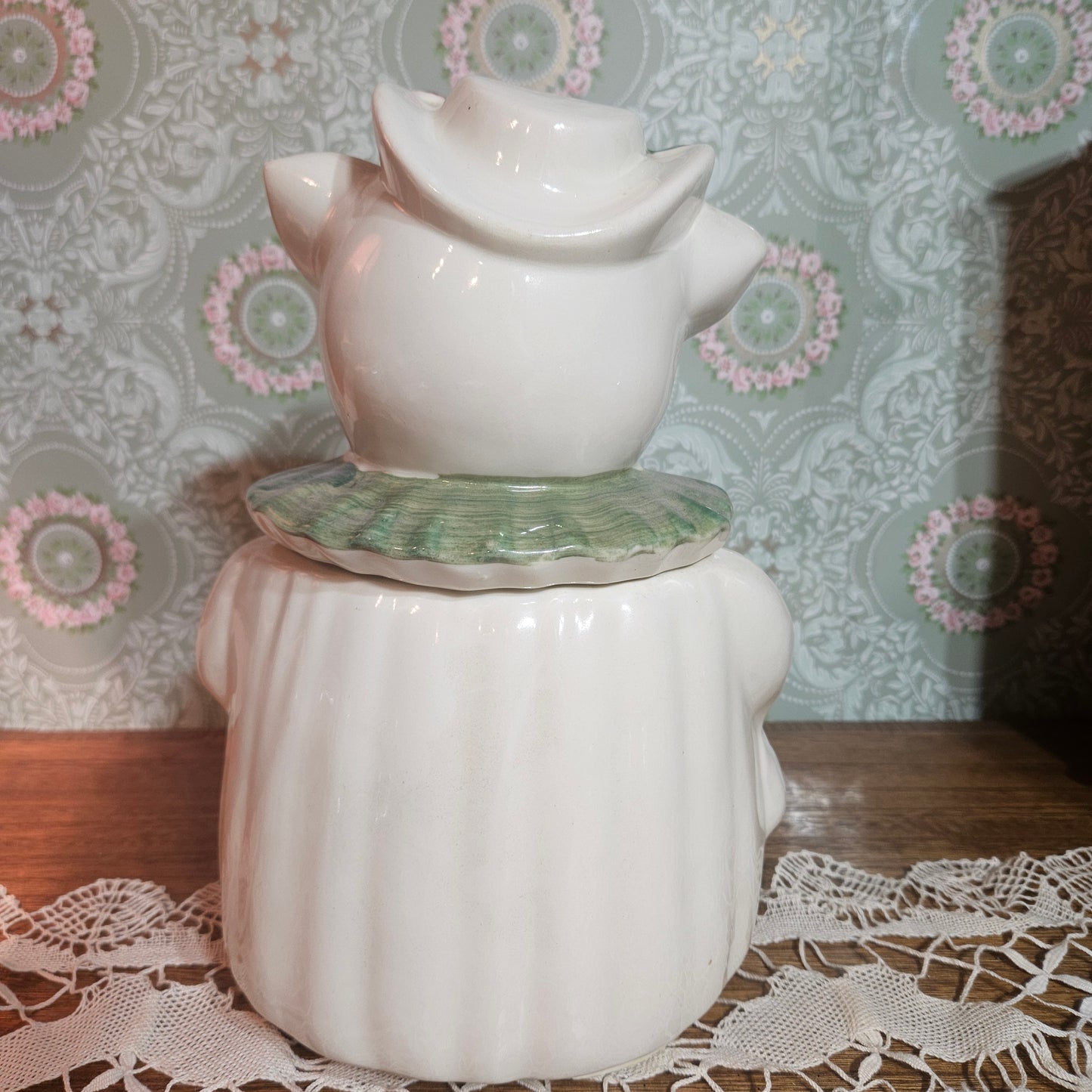 Vintage Irish Pig Cookie Jars Pair