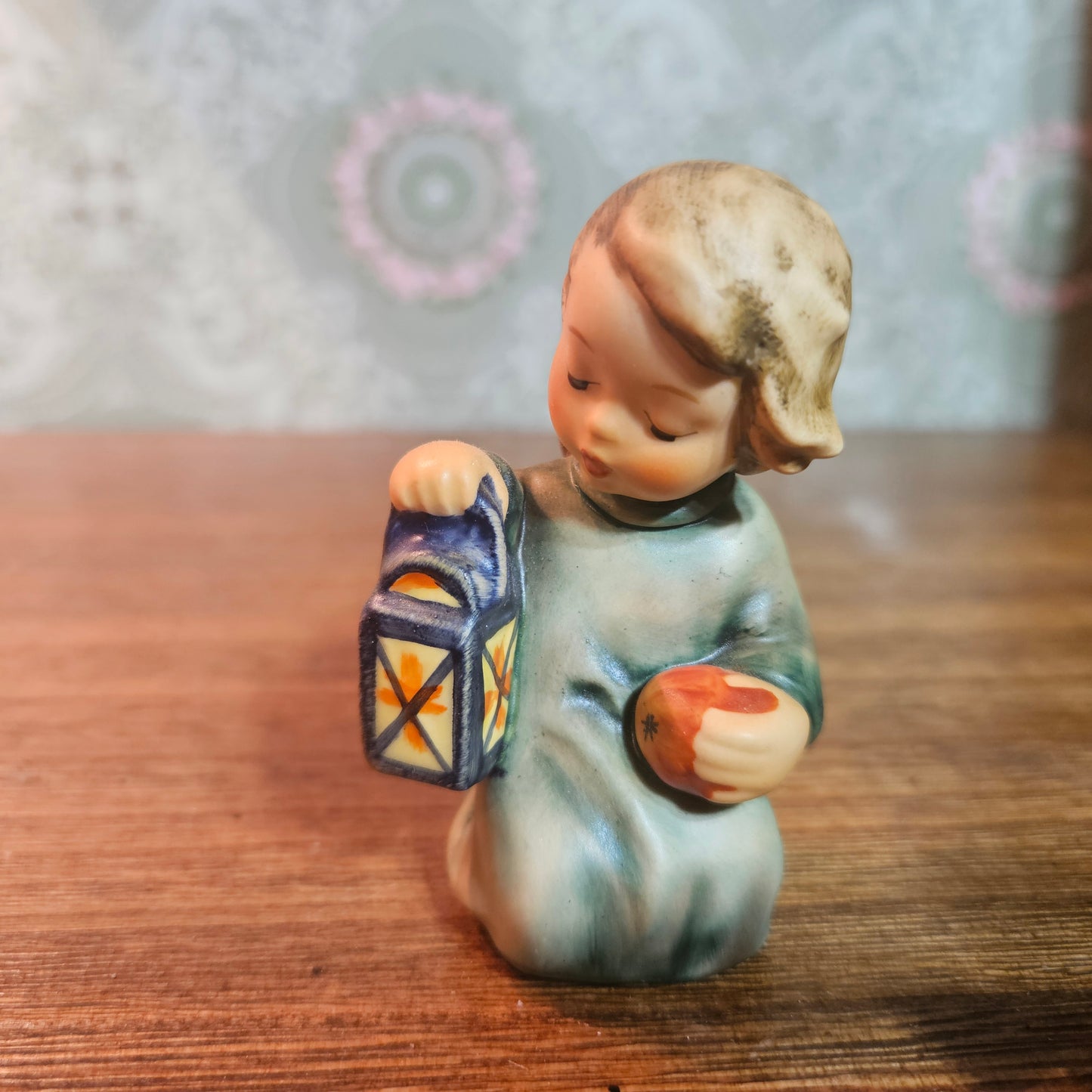 Hummel 357 Guiding Angel Figurine with Box