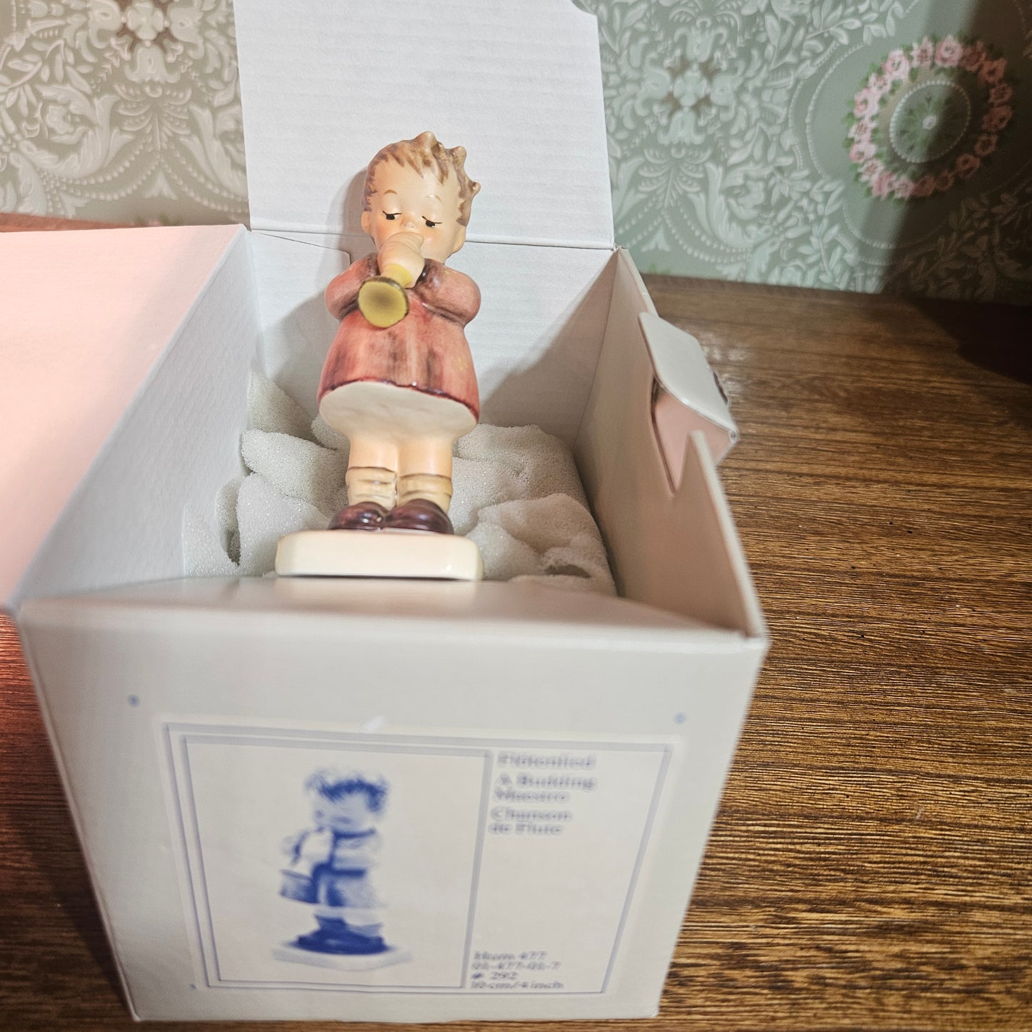 Hummel 477 A Budding Maestro Figurine with Box