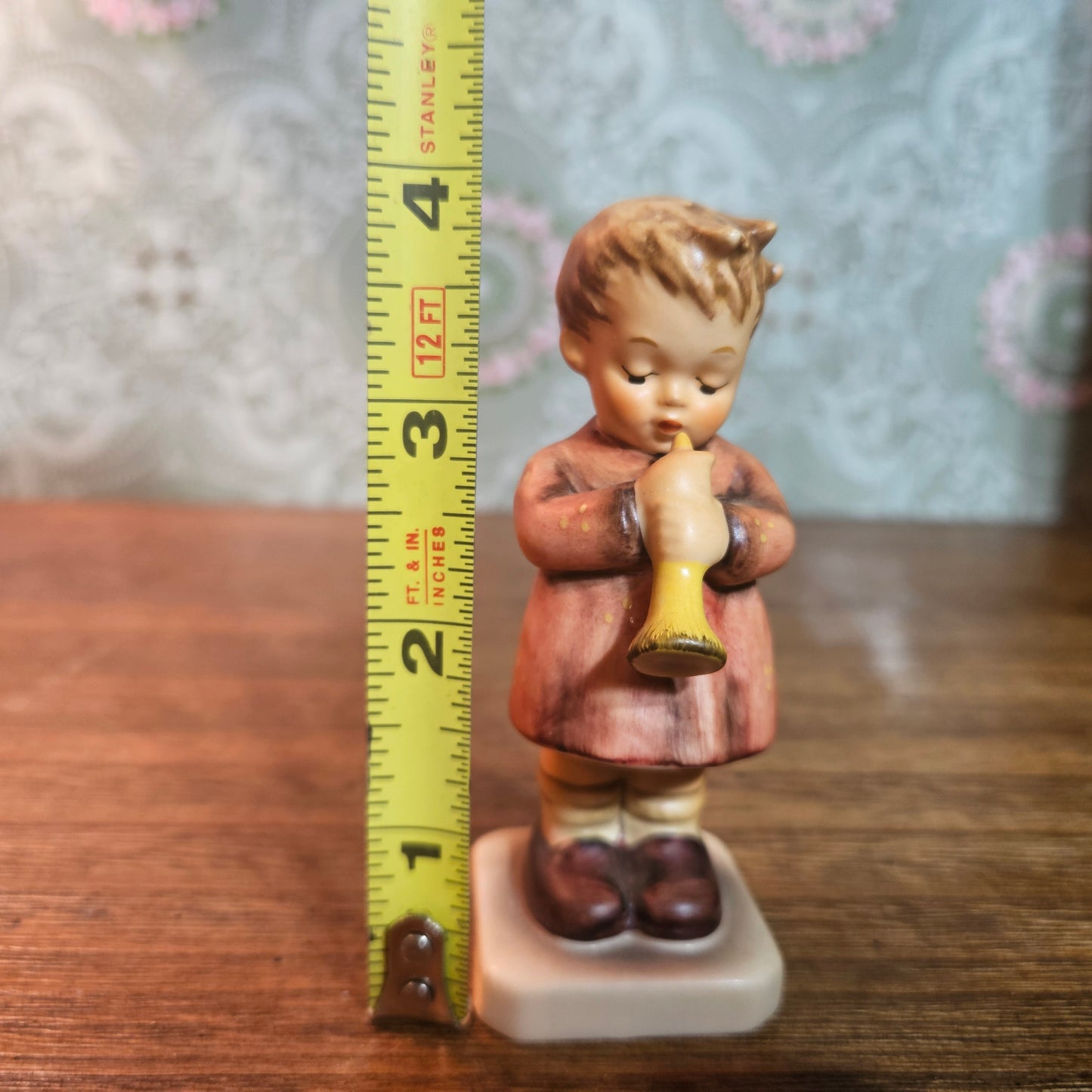 Hummel 477 A Budding Maestro Figurine with Box