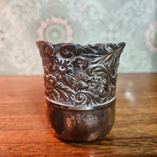 Meriden Quadruple Plate Floral Toothpick Holder