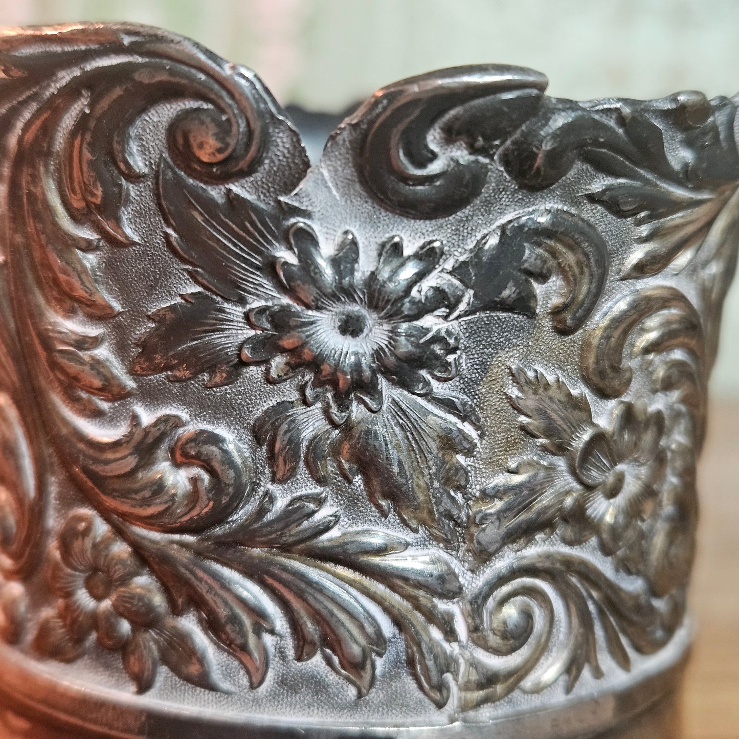 Meriden Quadruple Plate Floral Toothpick Holder