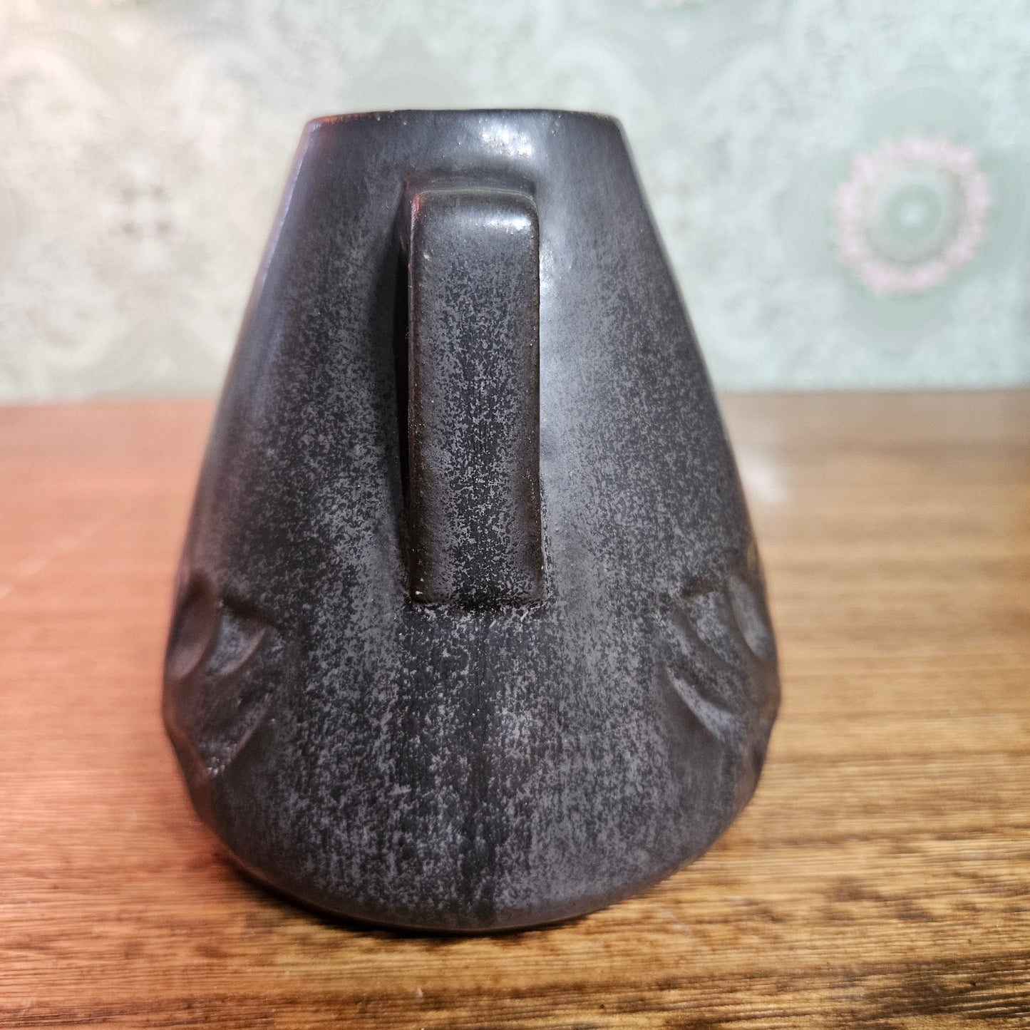 1913 Rookwood Pottery Matte Black Vase Shape 2881